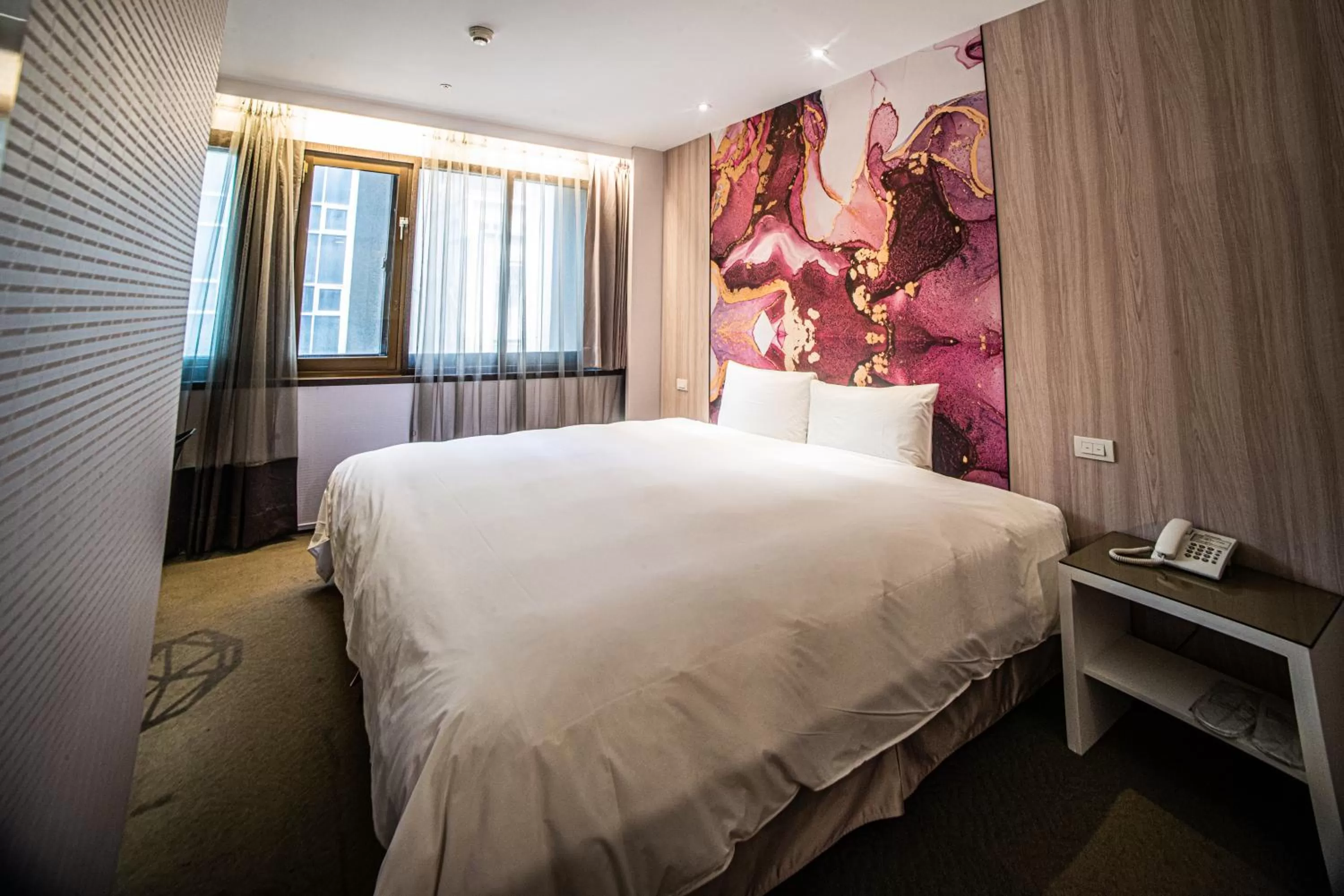 Bed in Artinn藝築文旅-台北站前館