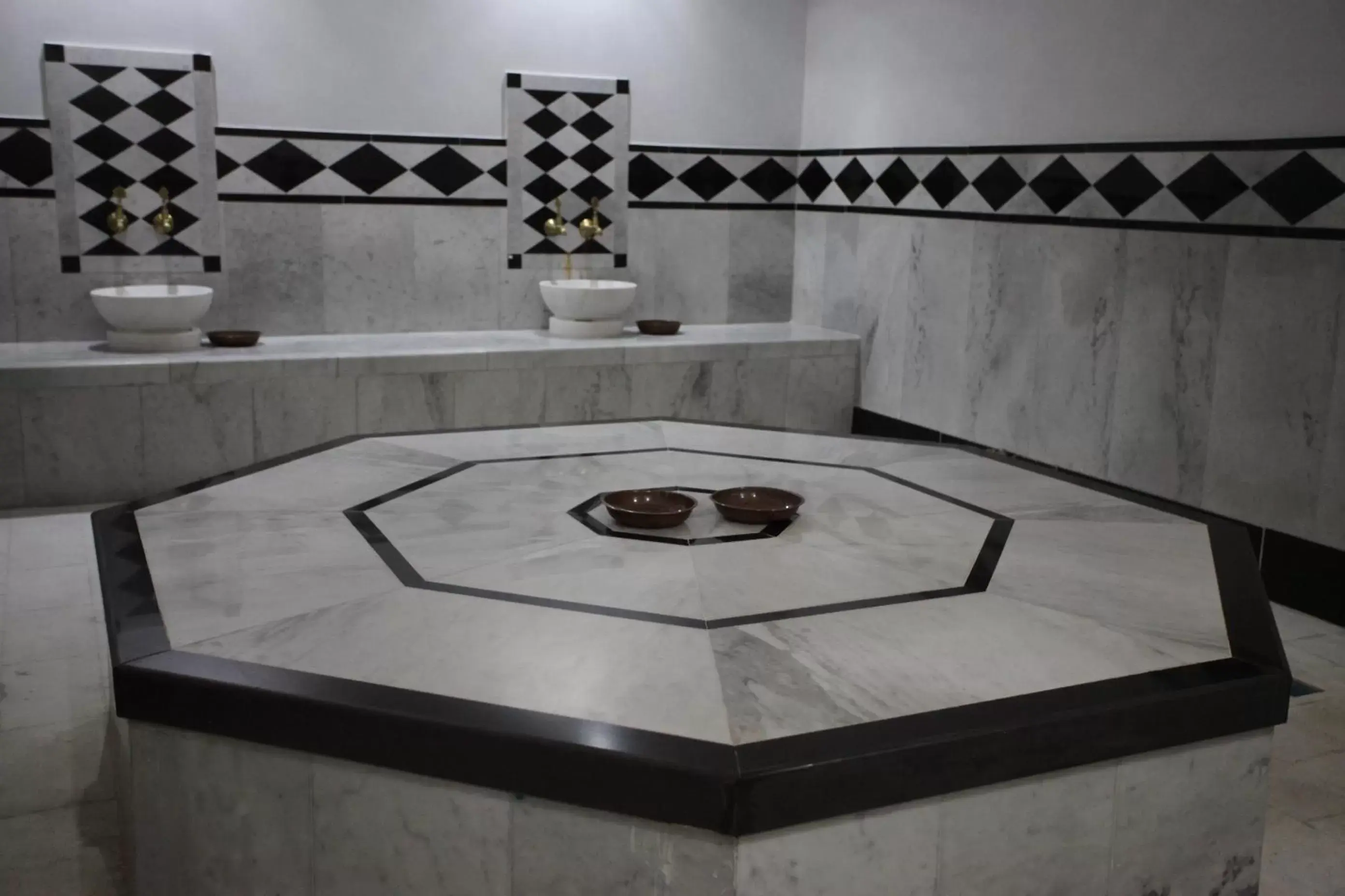 Spa and wellness centre/facilities in Hollywood Hotel Spa and wellness centre/facilities in Hollywood Hotel