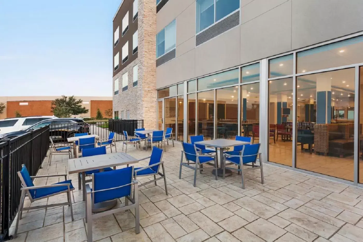 Patio, Restaurant/Places to Eat in Holiday Inn Express & Suites Austin North - Pflugerville, an IHG Hotel
