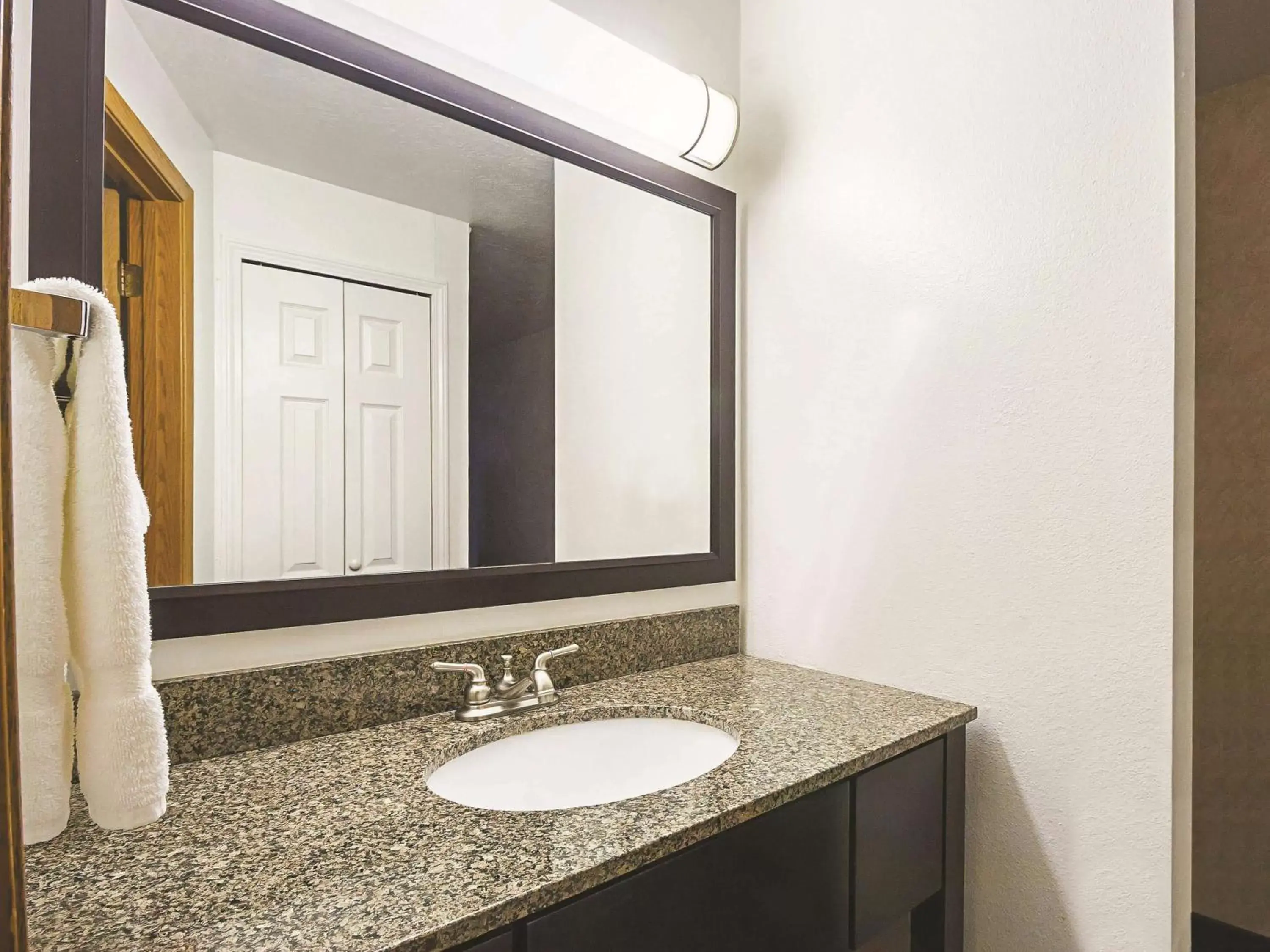 Photo of the whole room, Bathroom in La Quinta by Wyndham Woodburn
