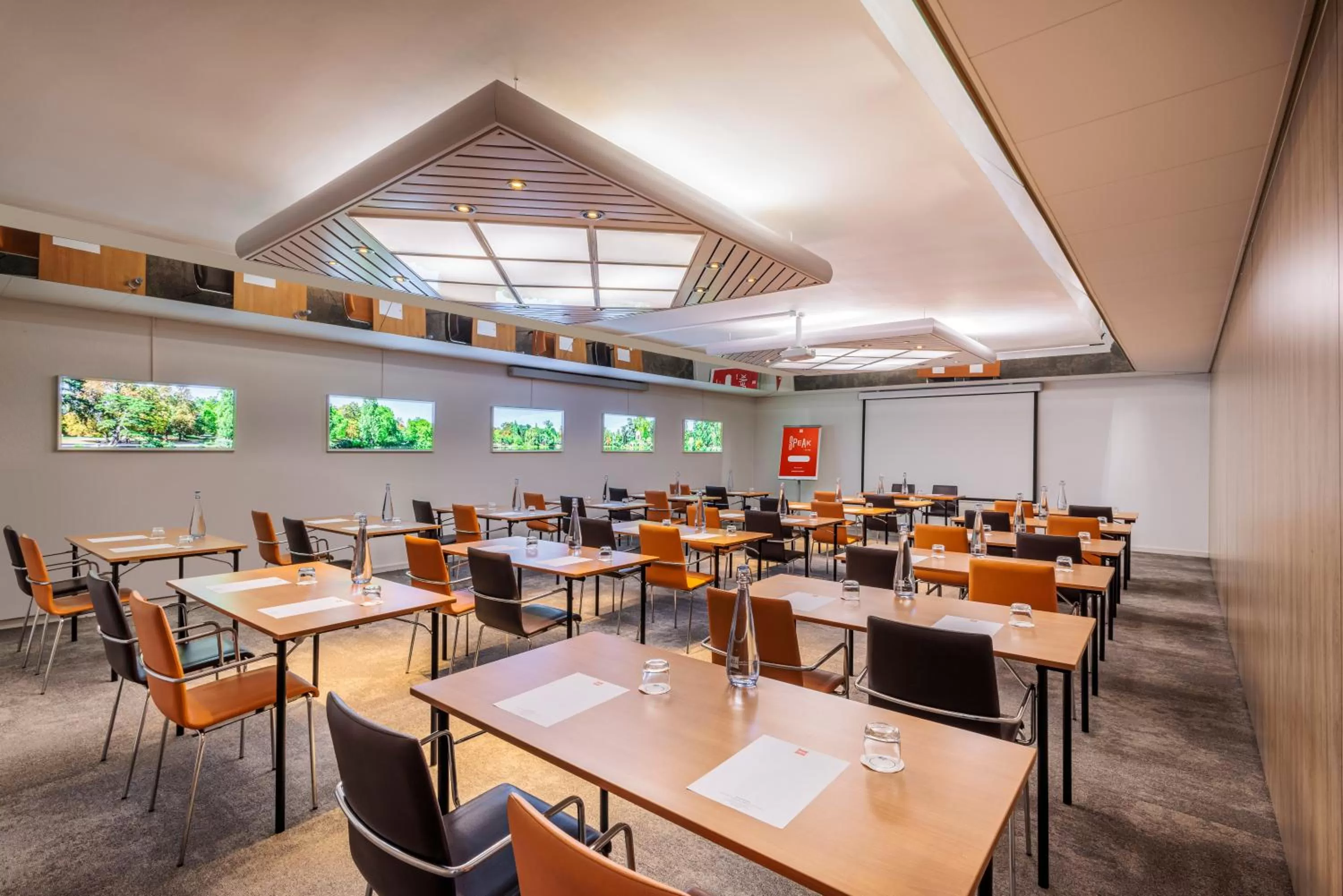 Meeting/conference room in ibis Lausanne Crissier