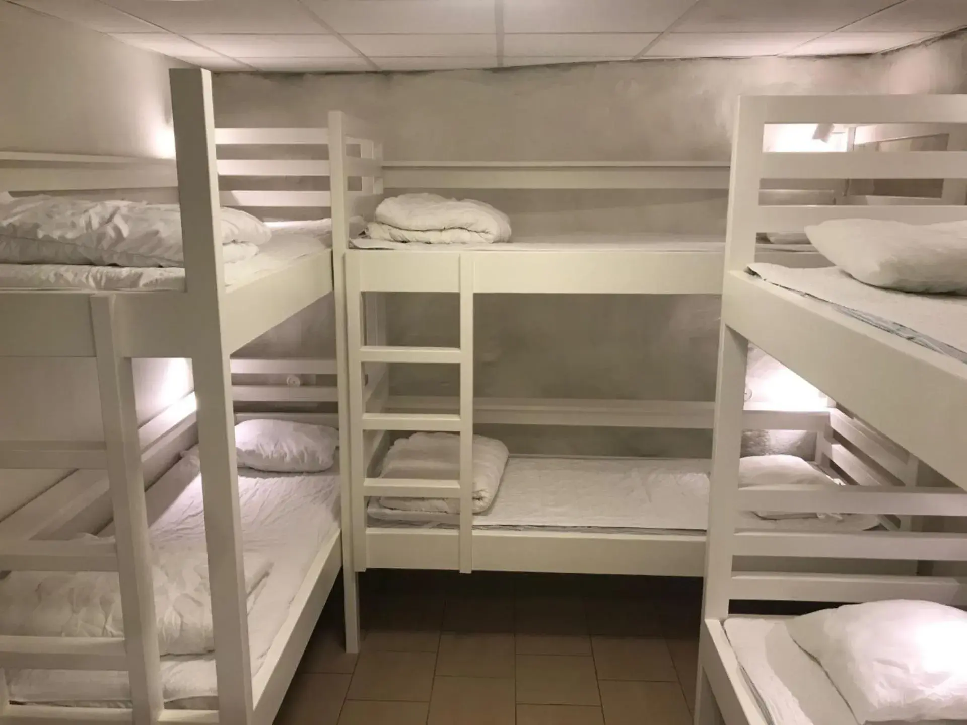 Bed, Bunk Bed in Hostel Dalagatan
