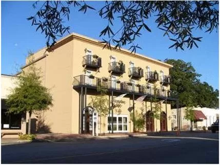 Property building in Hampton Inn Fairhope-Mobile Bay, AL