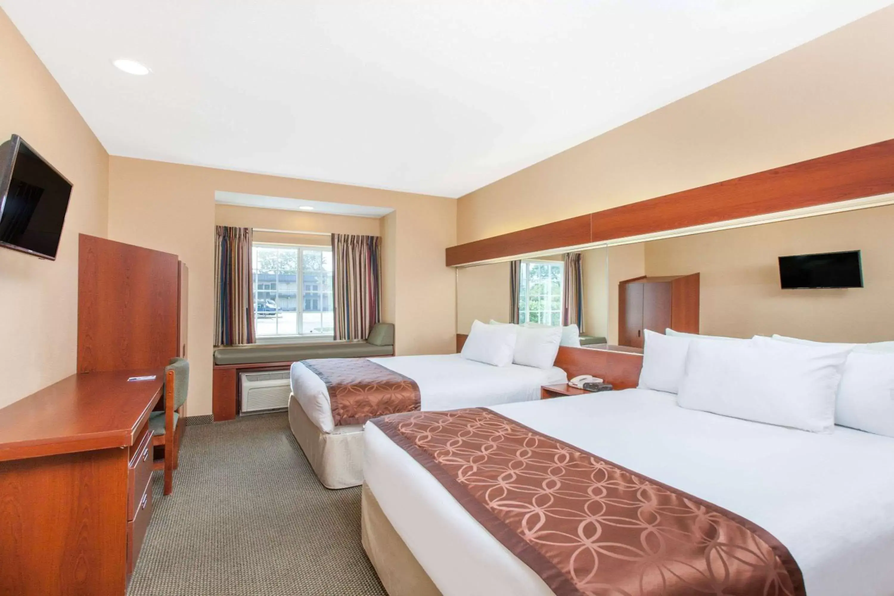 Photo of the whole room in Microtel Inn by Wyndham Rogers