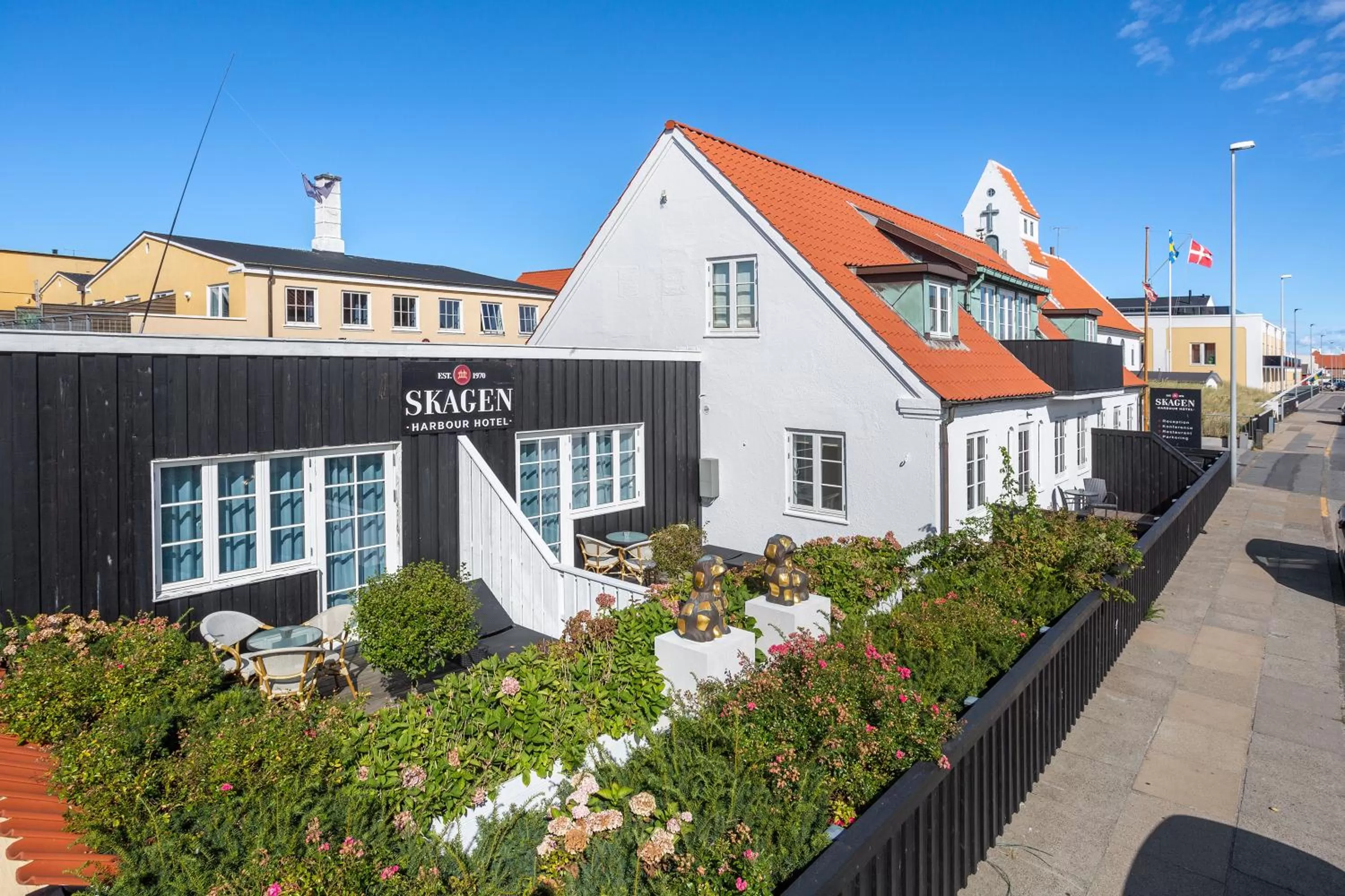 Patio in Skagen Harbour Hotel
