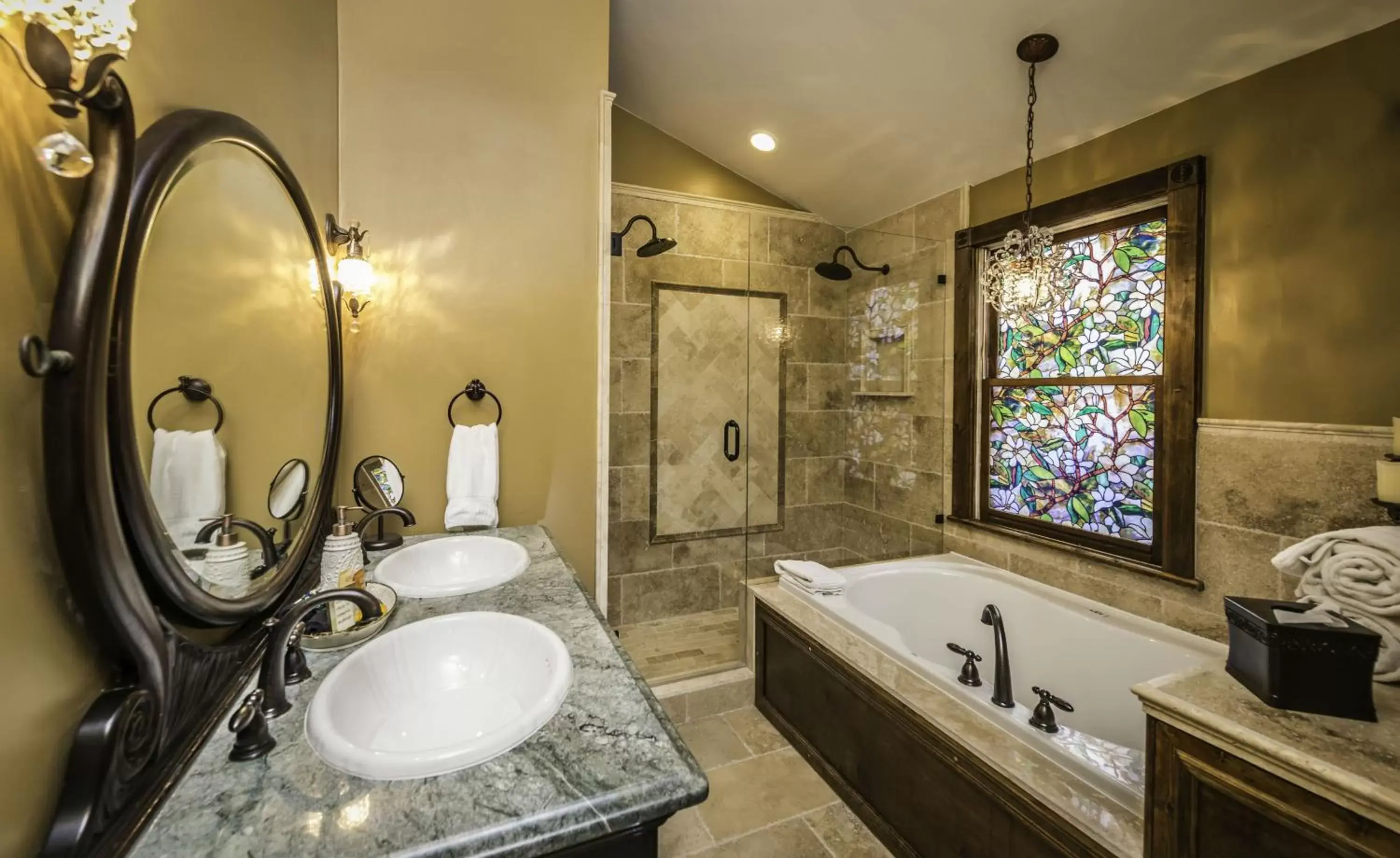 Shower, Bathroom in Carriage Way Inn Bed & Breakfast Adults Only - 21 years old and up