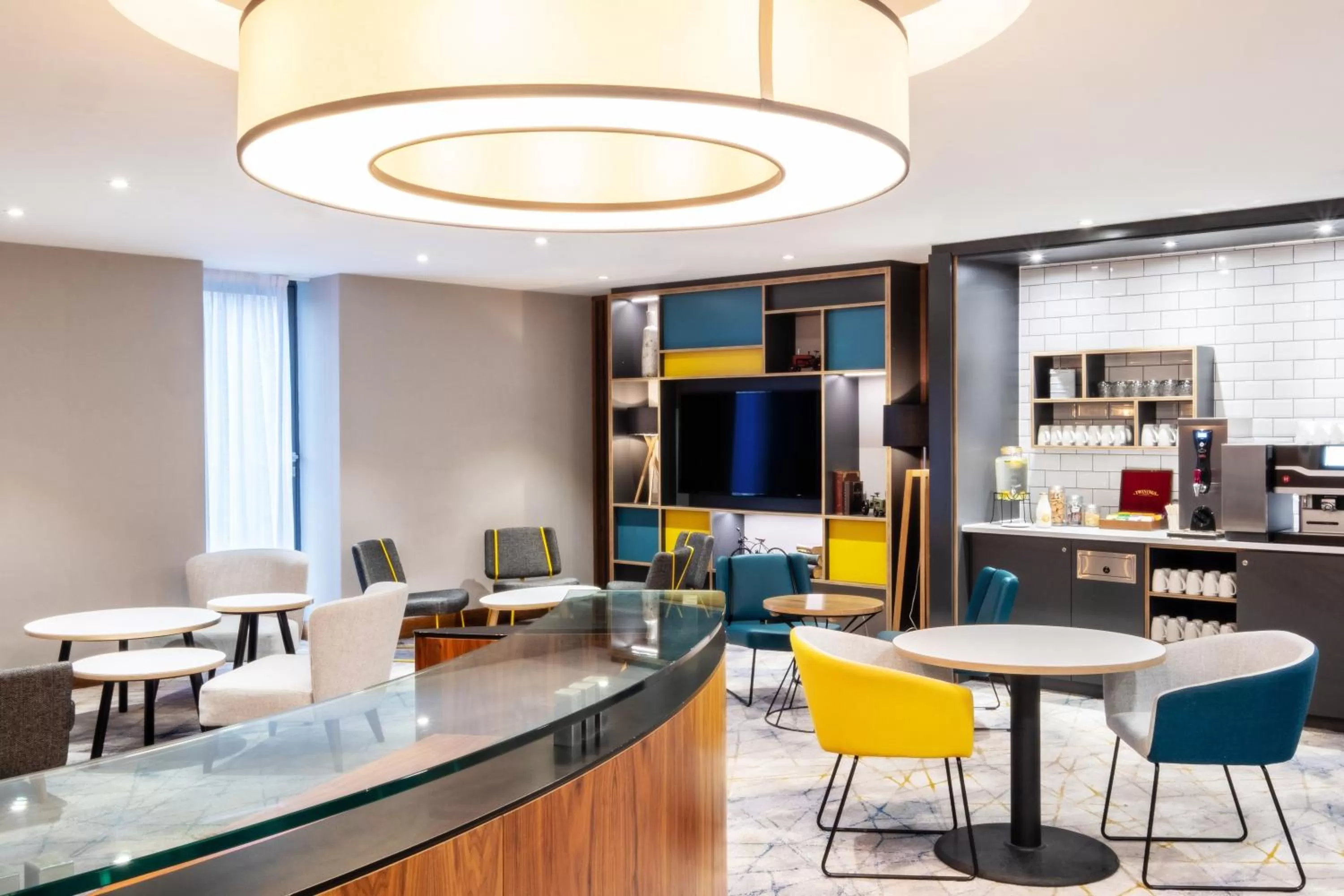 Restaurant/places to eat in Holiday Inn Stevenage by IHG