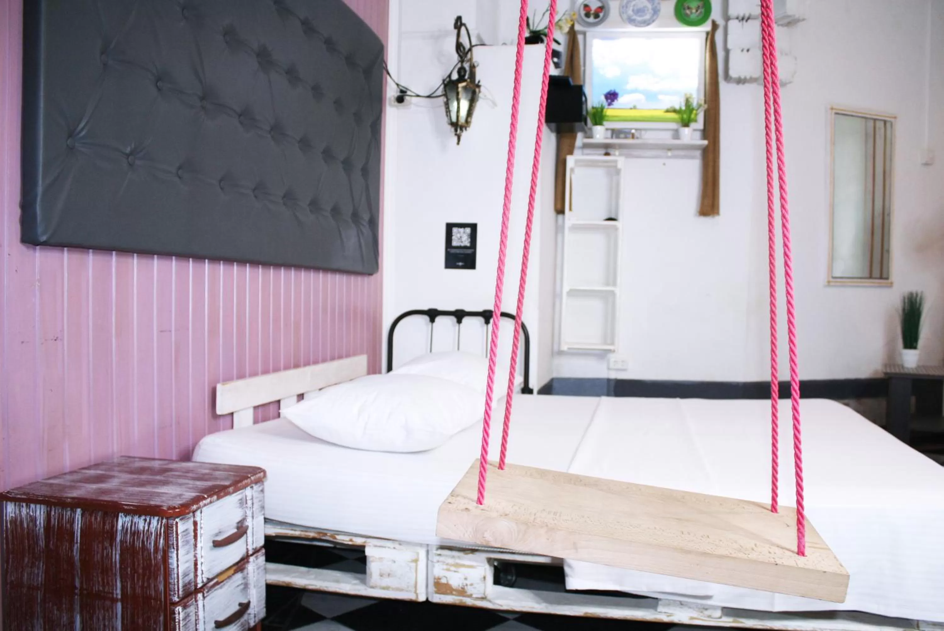 Bed in MAMBA HOTEL - готель в укритті