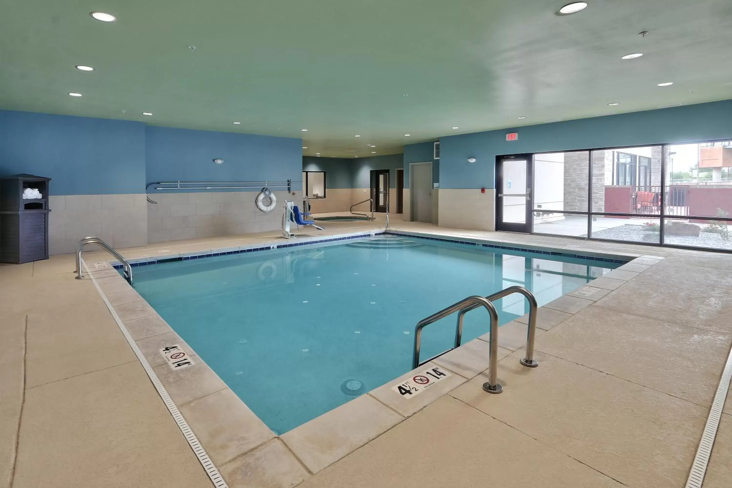 Swimming Pool in Holiday Inn Express & Suites - Albuquerque East, an IHG Hotel