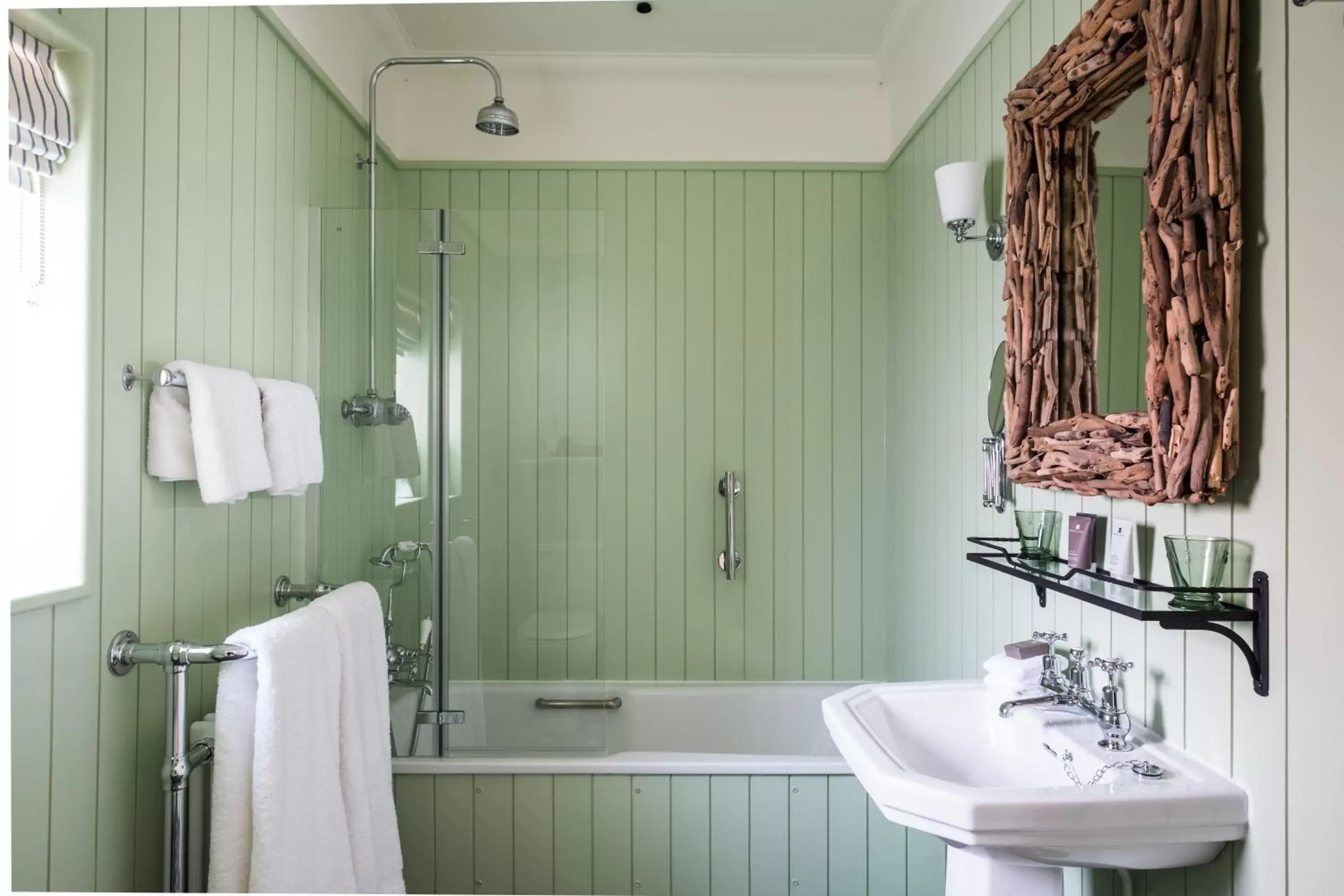 Bathroom in The Swan Hotel