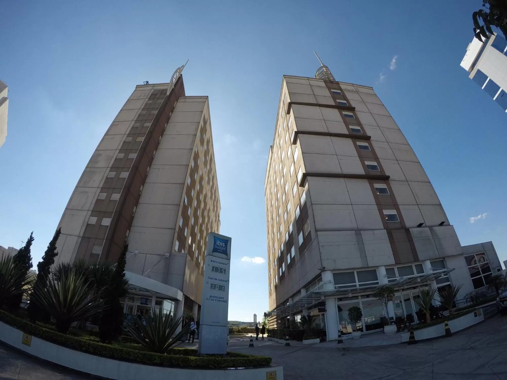 Facade/entrance in ibis budget Tambore