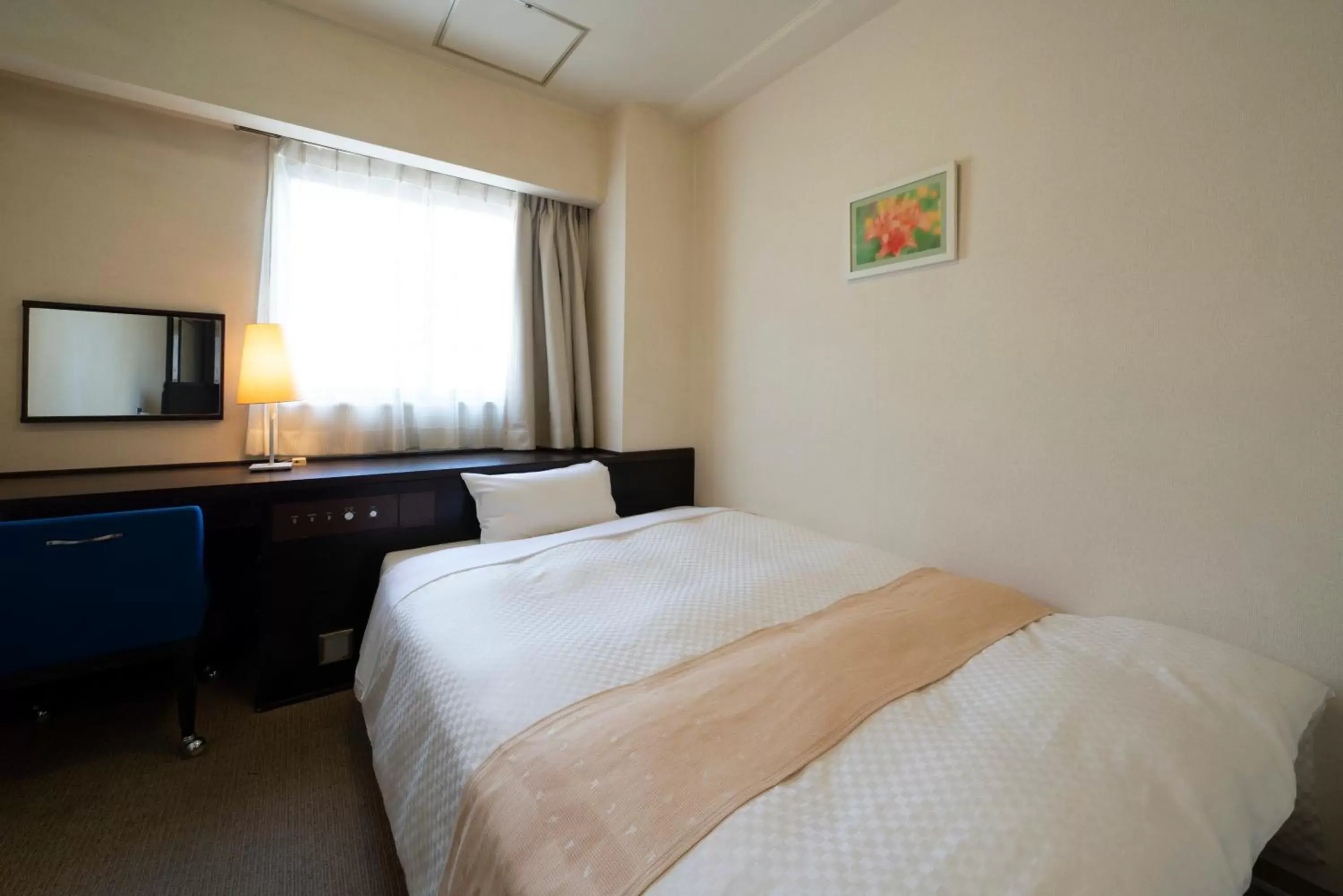 Communal lounge/ TV room, Bed in Hotel S-plus Nagoya Sakae