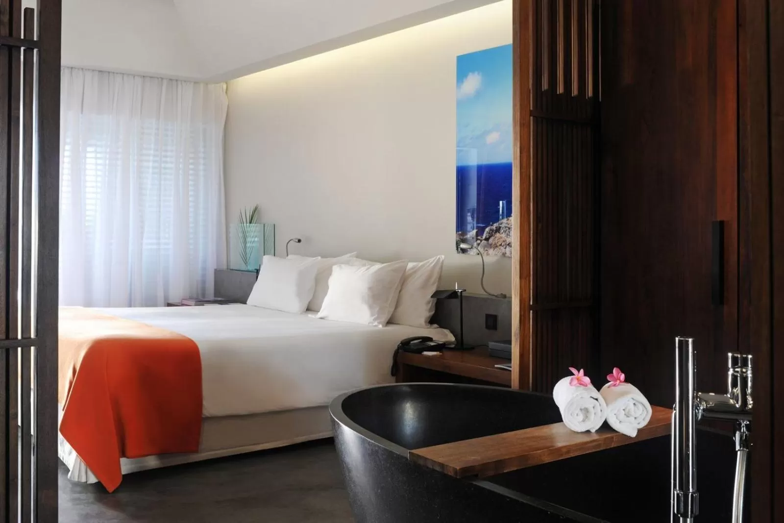 Toilet, Bed in Hotel Christopher Saint Barth