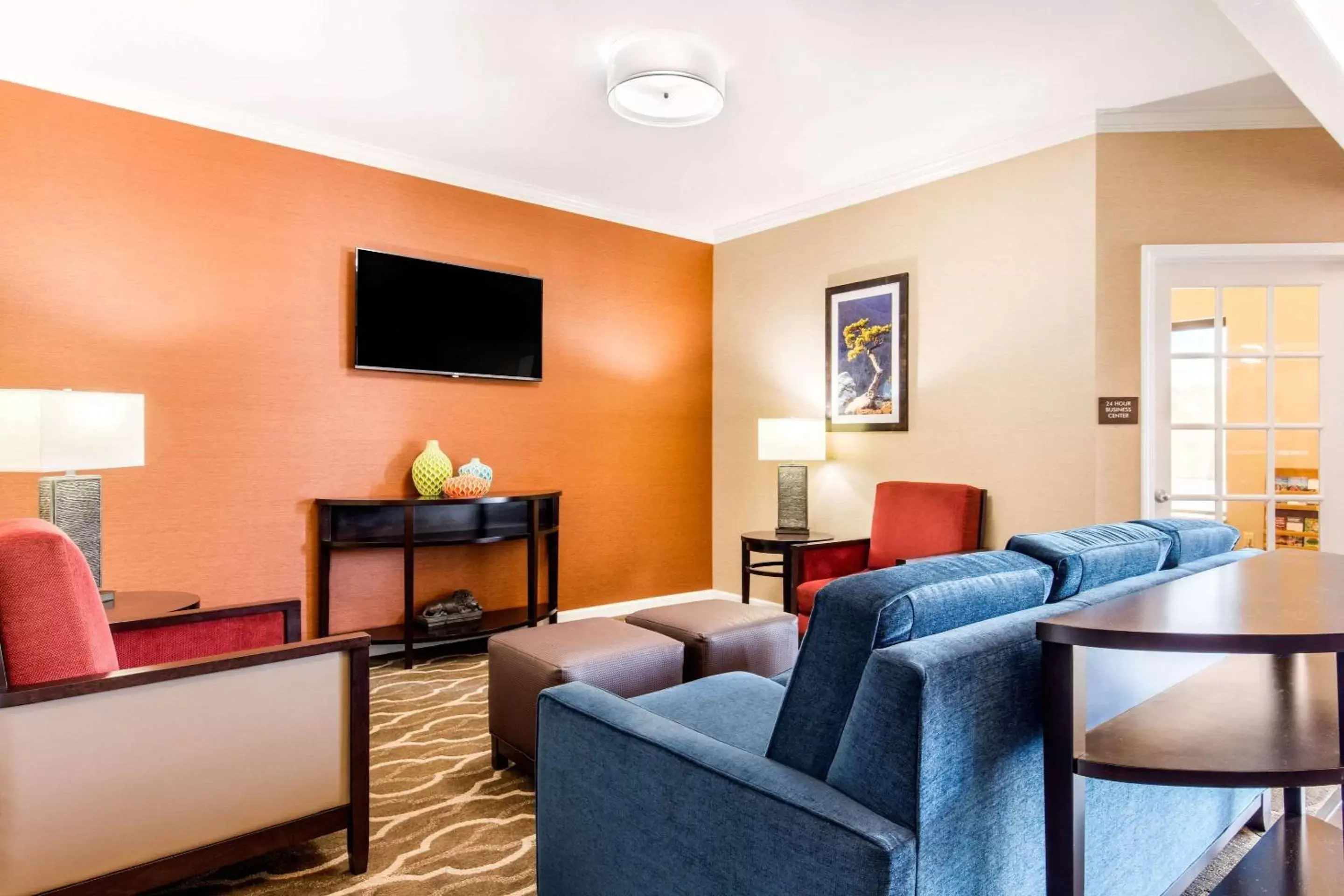 Lobby or reception, Seating Area in Comfort Inn & Suites Bryant - Benton