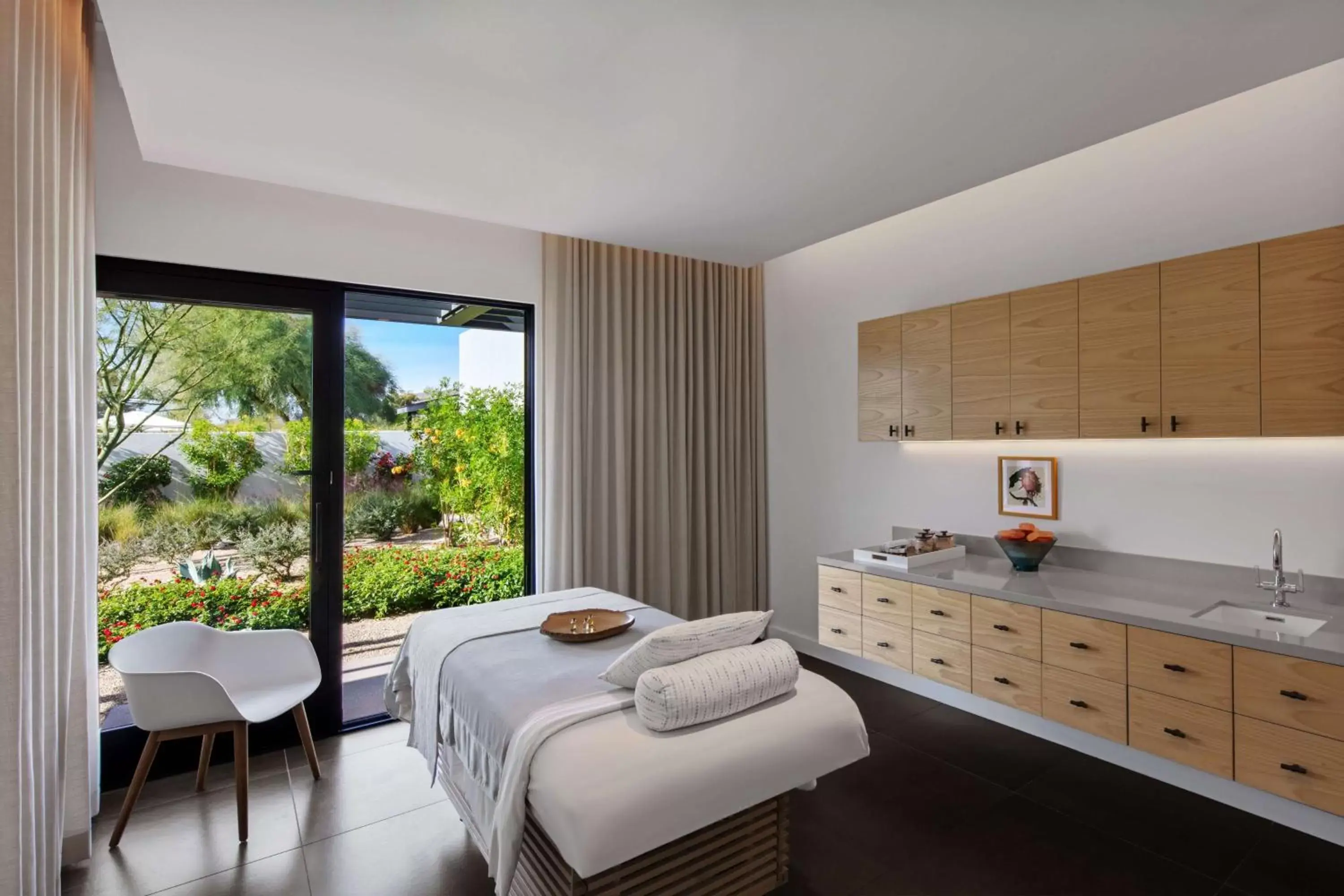 Spa and wellness centre/facilities in Andaz Scottsdale Resort & Bungalows