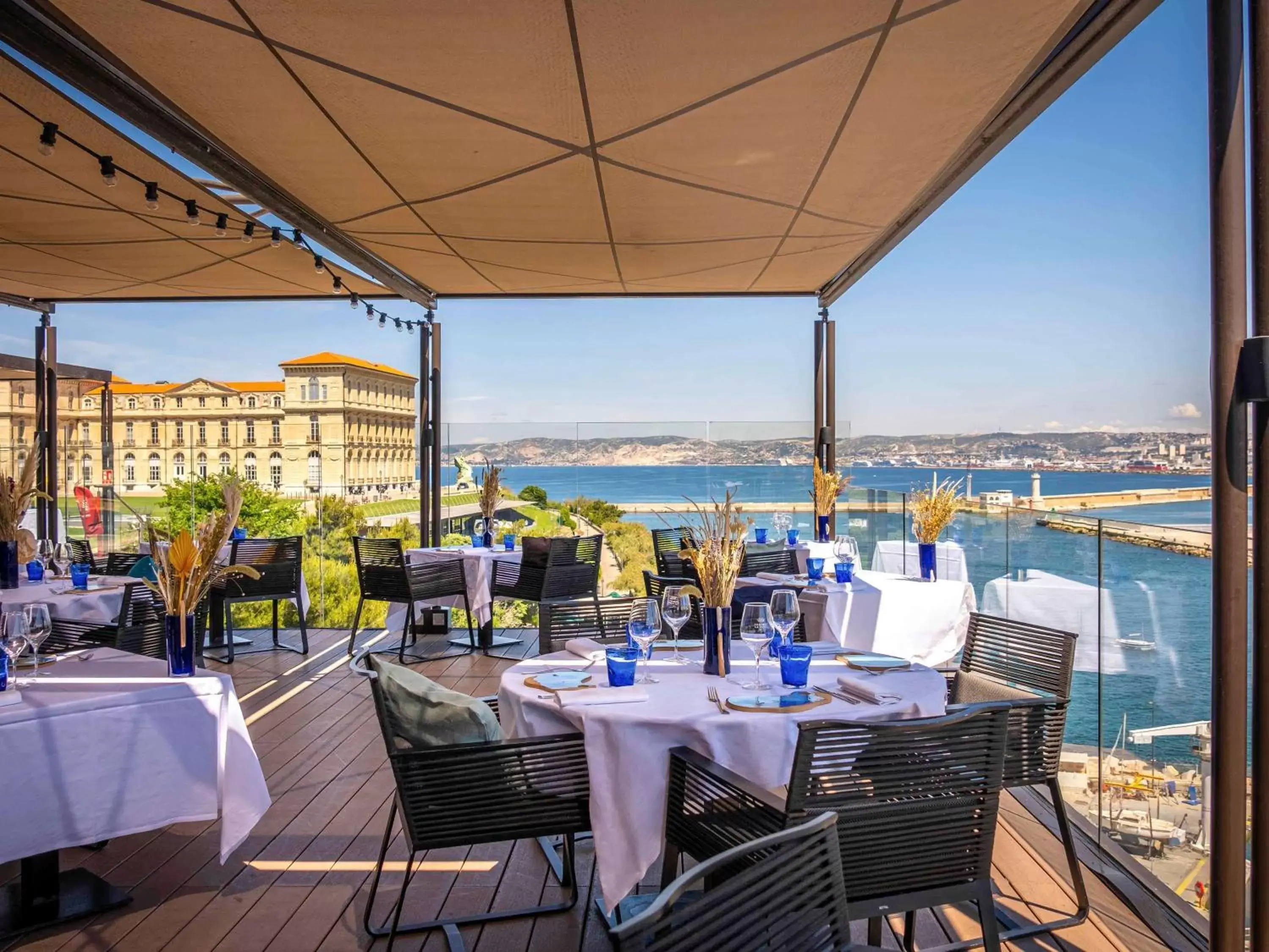 Restaurant/Places to Eat in Sofitel Marseille Vieux-Port