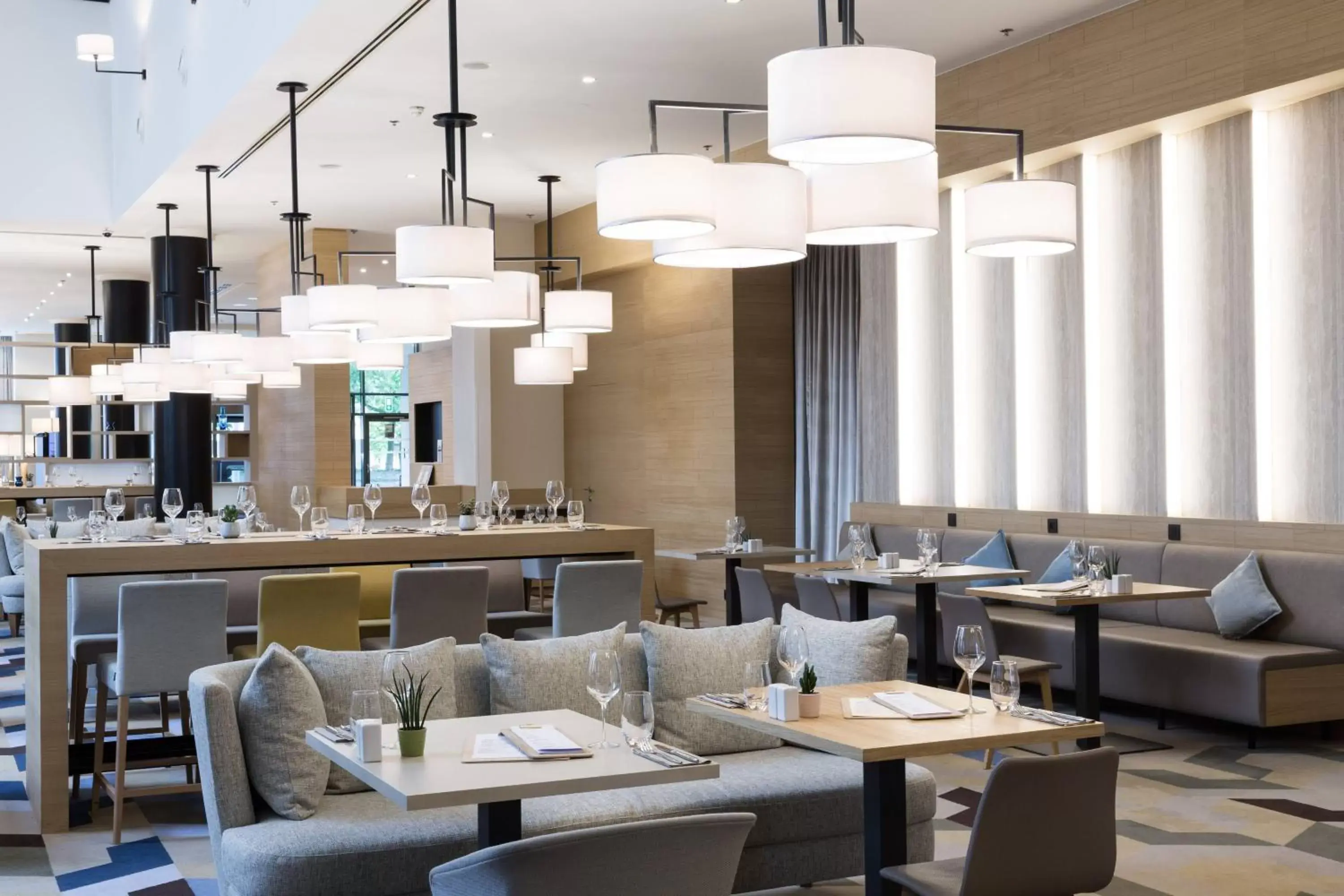 Lounge or bar, Restaurant/Places to Eat in Courtyard By Marriott Brussels