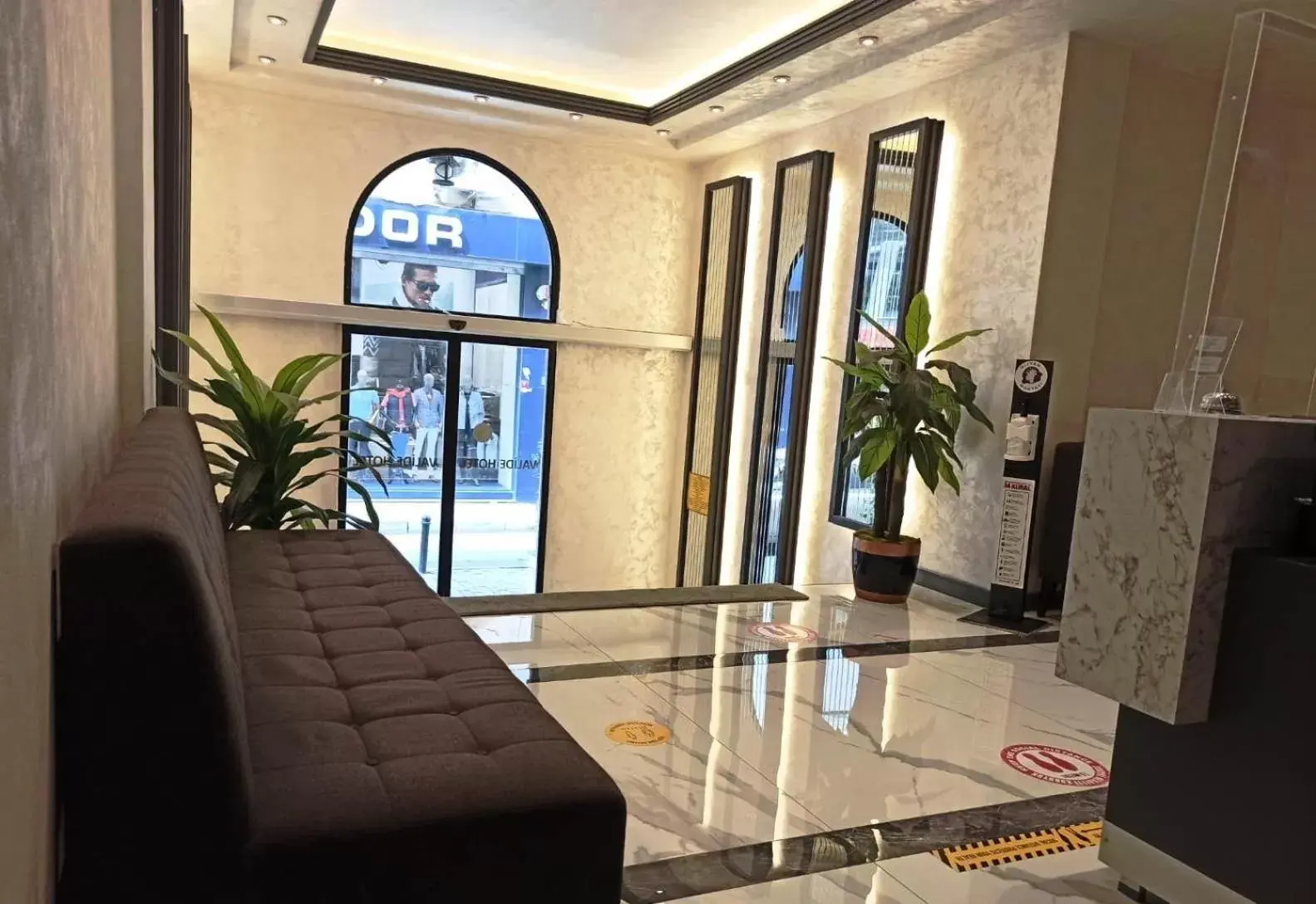 Lobby or reception in Valide Hotel