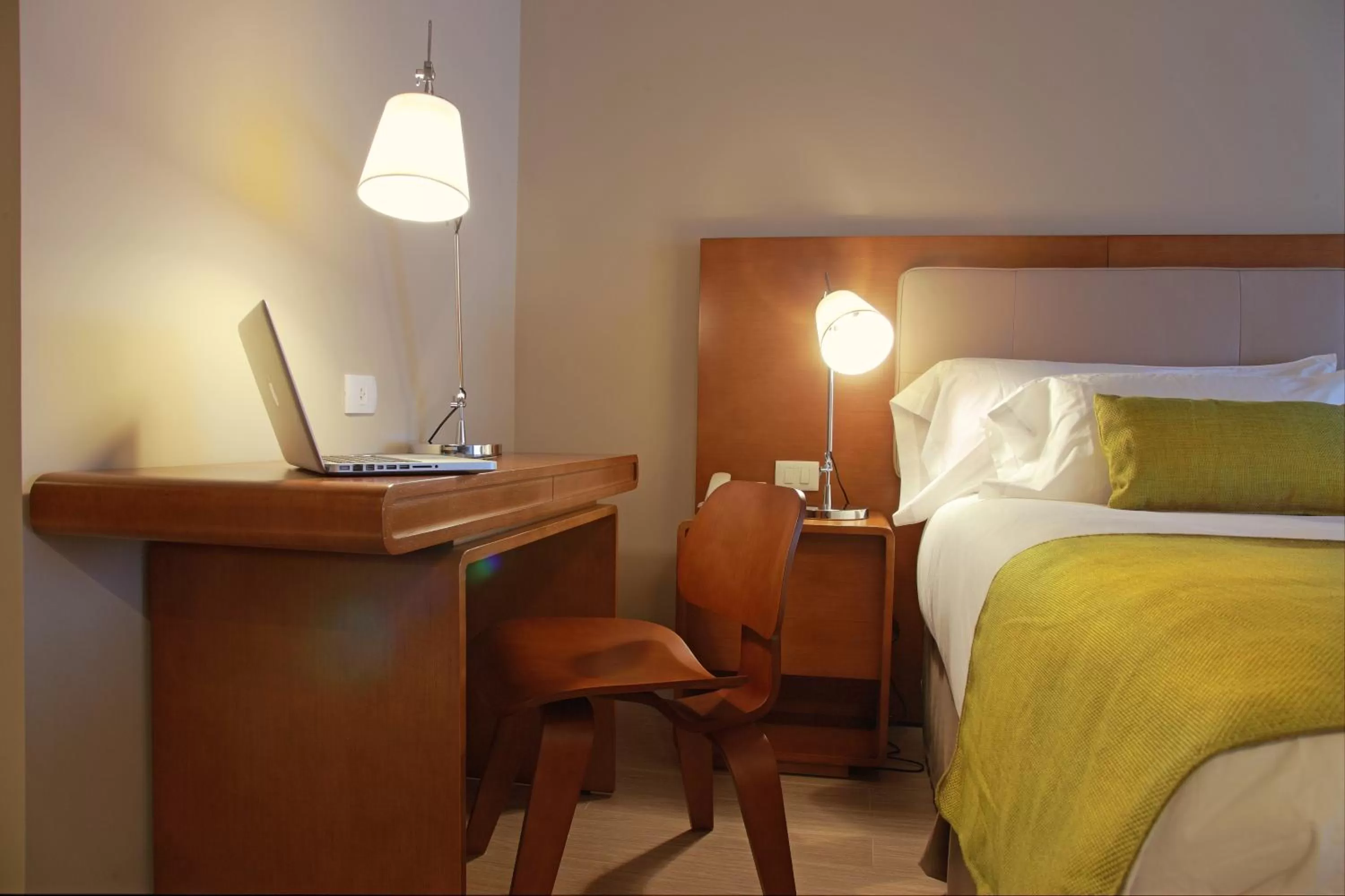 Seating area, Bed in Dazzler by Wyndham Montevideo