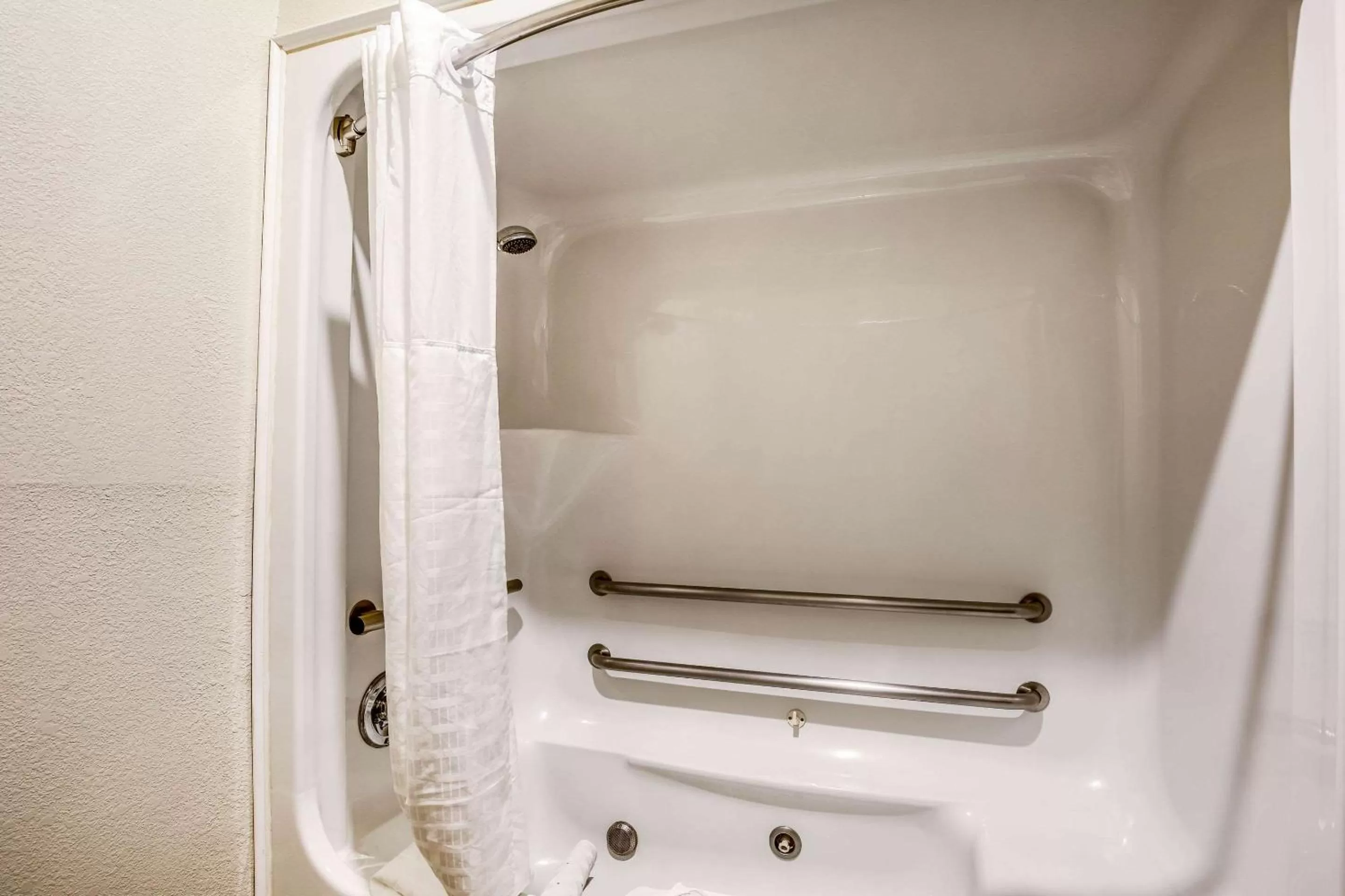 Bathroom in Quality Inn & Suites Seabrook- NASA- Kemah