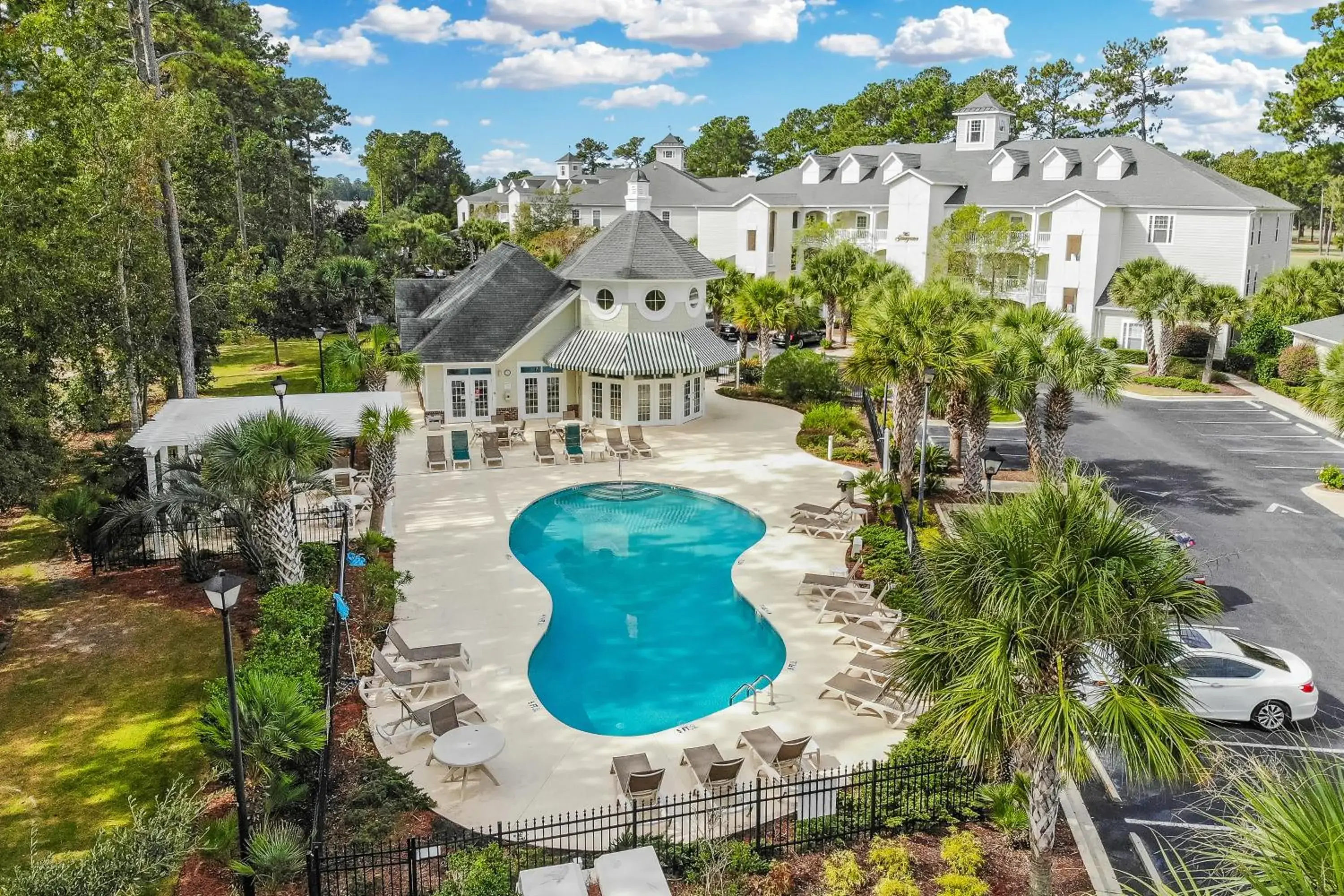 Bird's eye view, Pool View in Grande Villas at World Tour