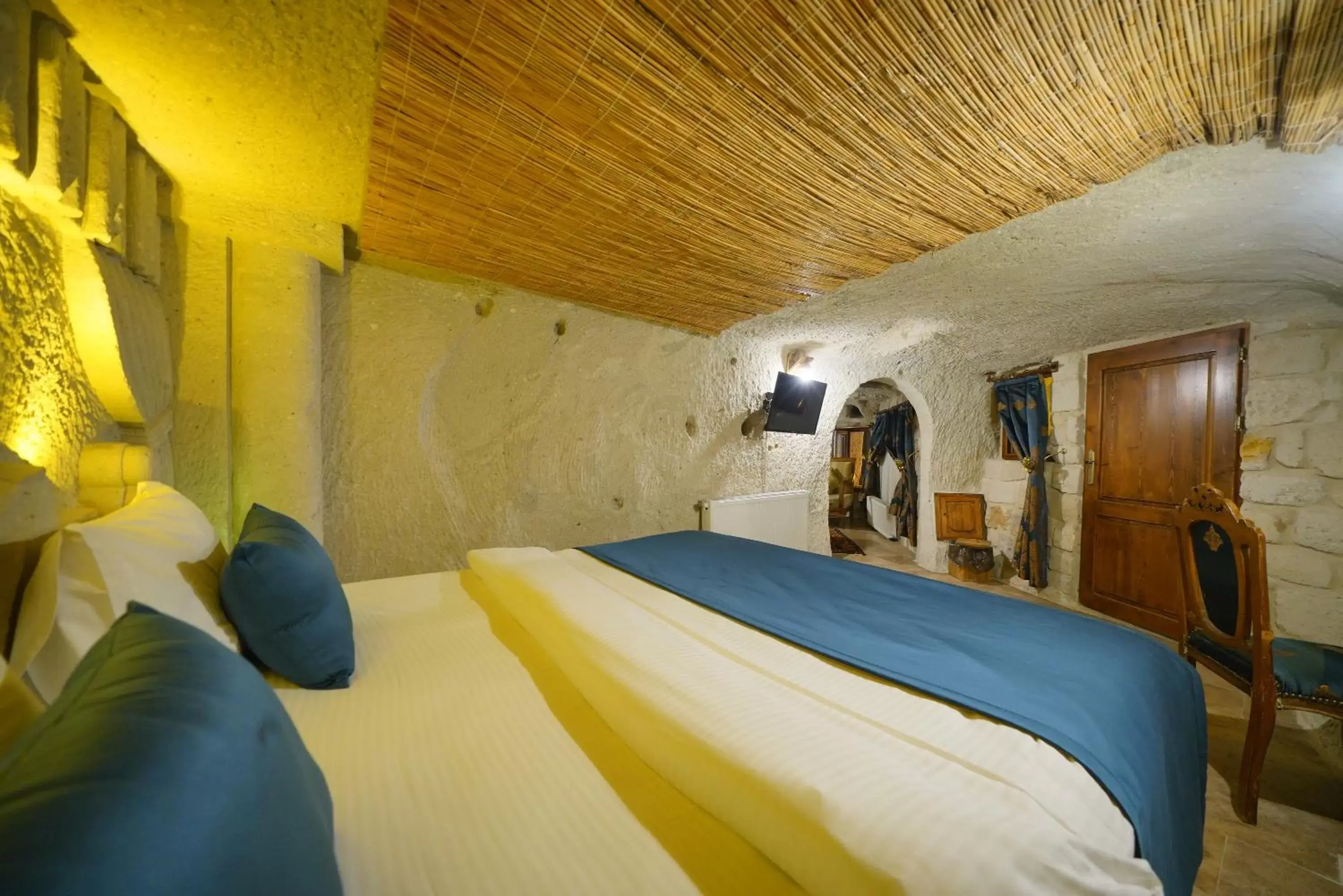 Bedroom, Bed in Cappadocia Nar Cave House & Hot Swimming Pool