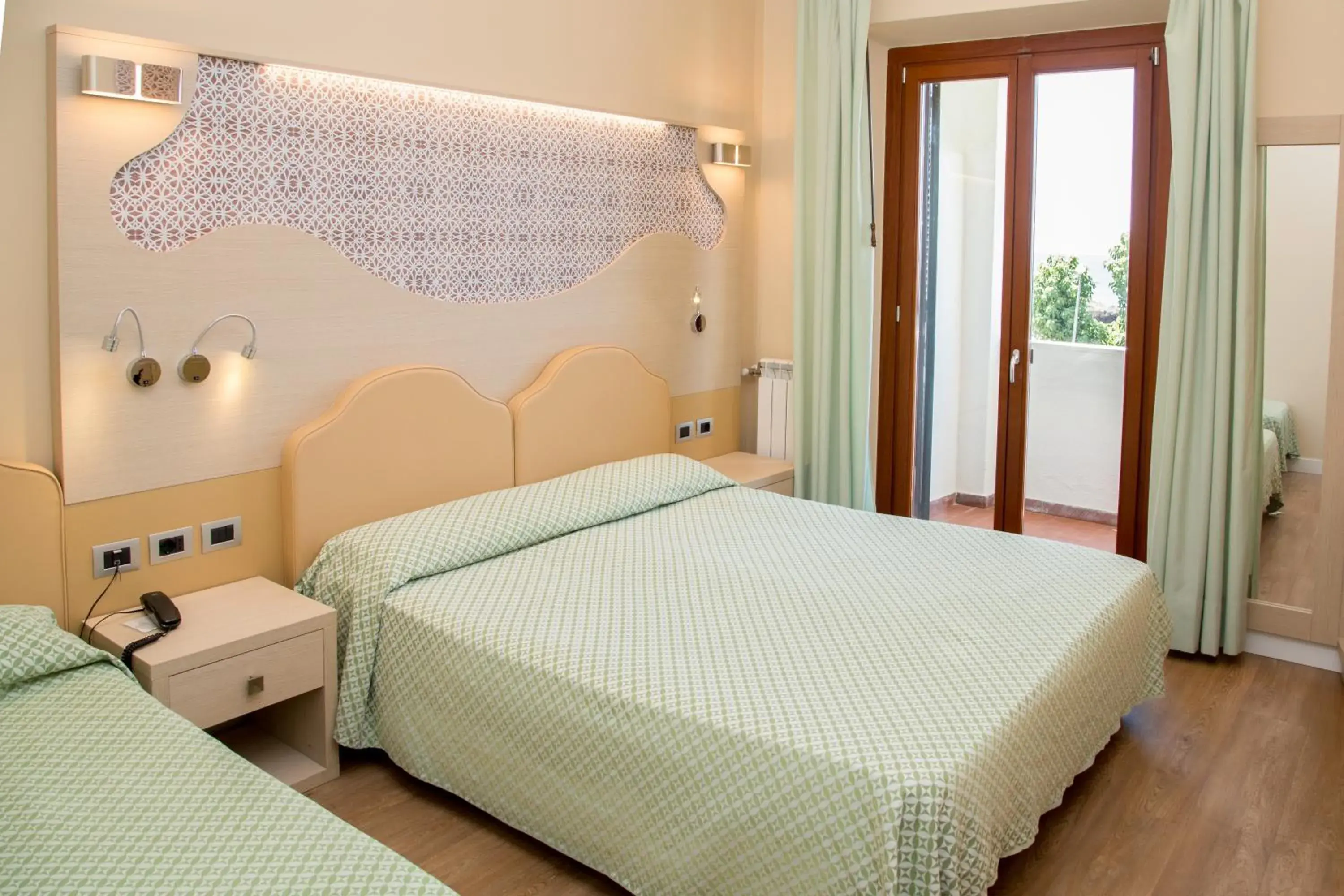 Bed in Hotel El Balear