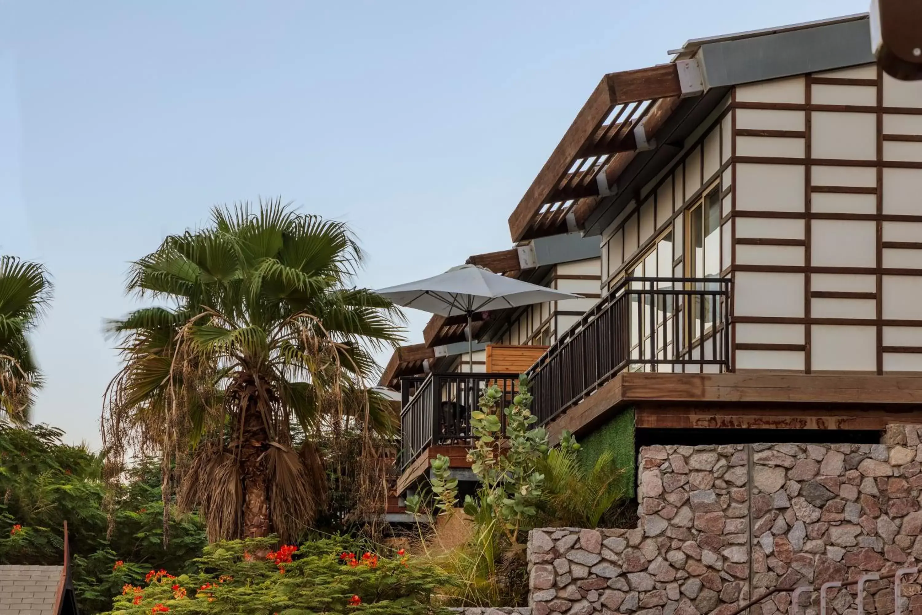 Balcony/Terrace, Property Building in Herbert Samuel Royal Shangri-La Eilat