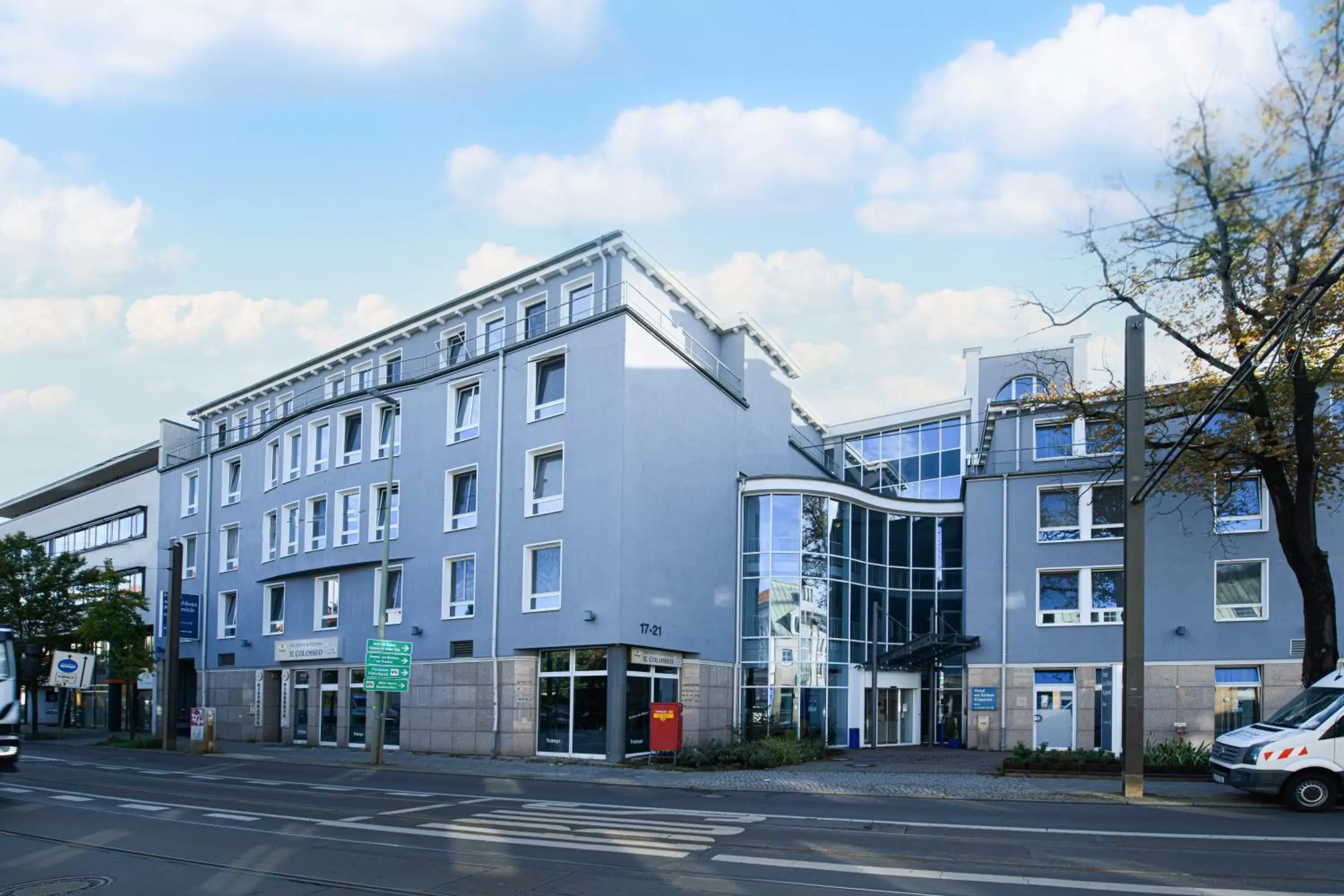 Property Building in Hotel Am Schloss Köpenick Berlin By Golden Tulip