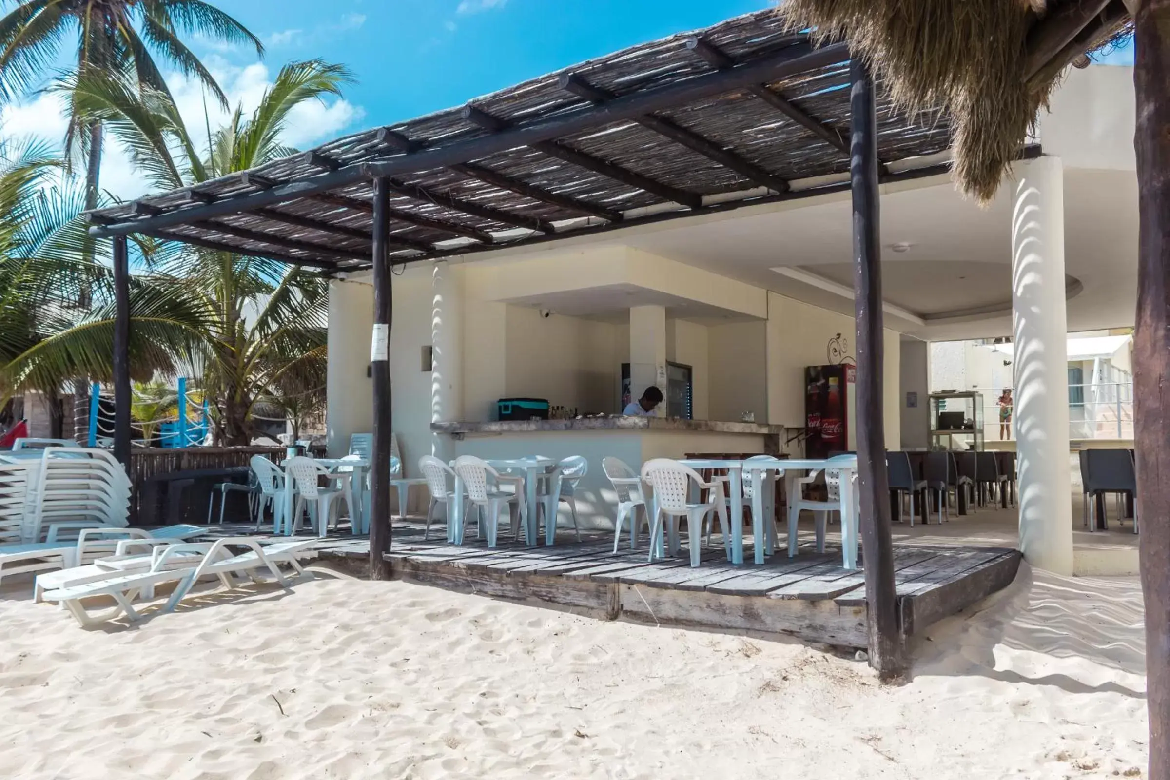 Restaurant/places to eat in Playa Maya by MIJ - Beachfront Hotel