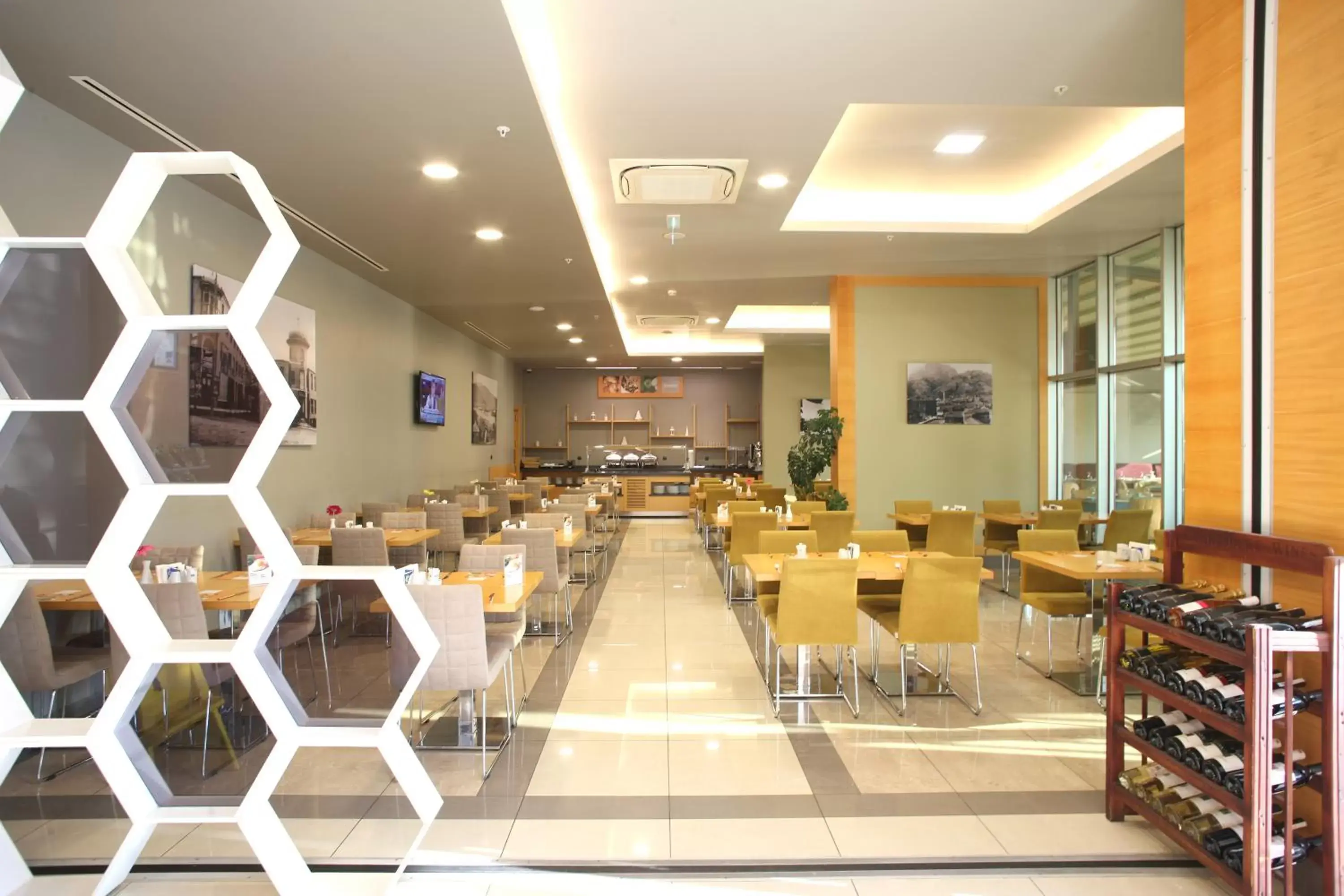 Restaurant/places to eat in Holiday Inn Express Manisa-West by IHG Restaurant/places to eat in Holiday Inn Express Manisa-West by IHG