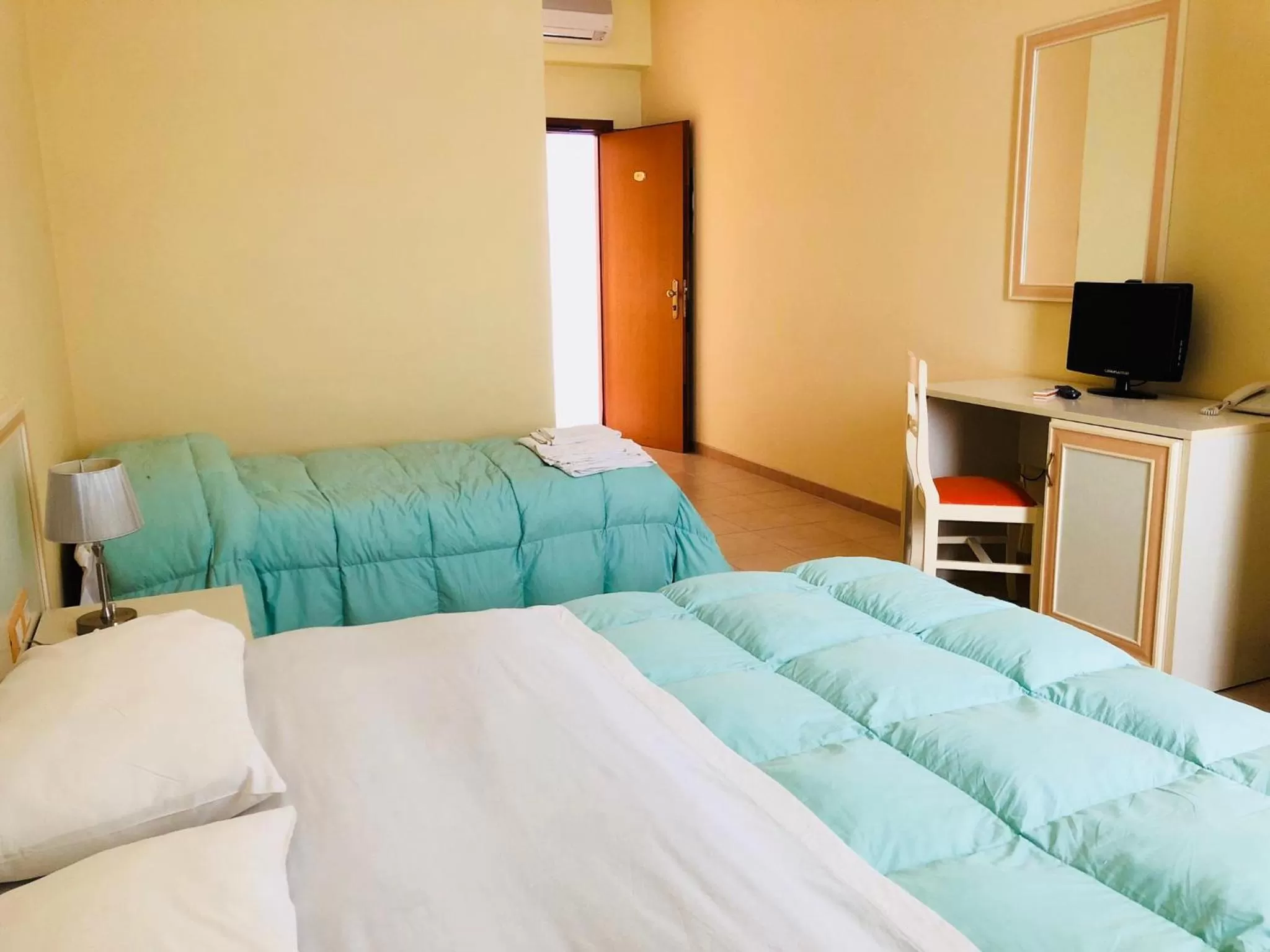 Bed in Hotel Agri Resort "Agorà"