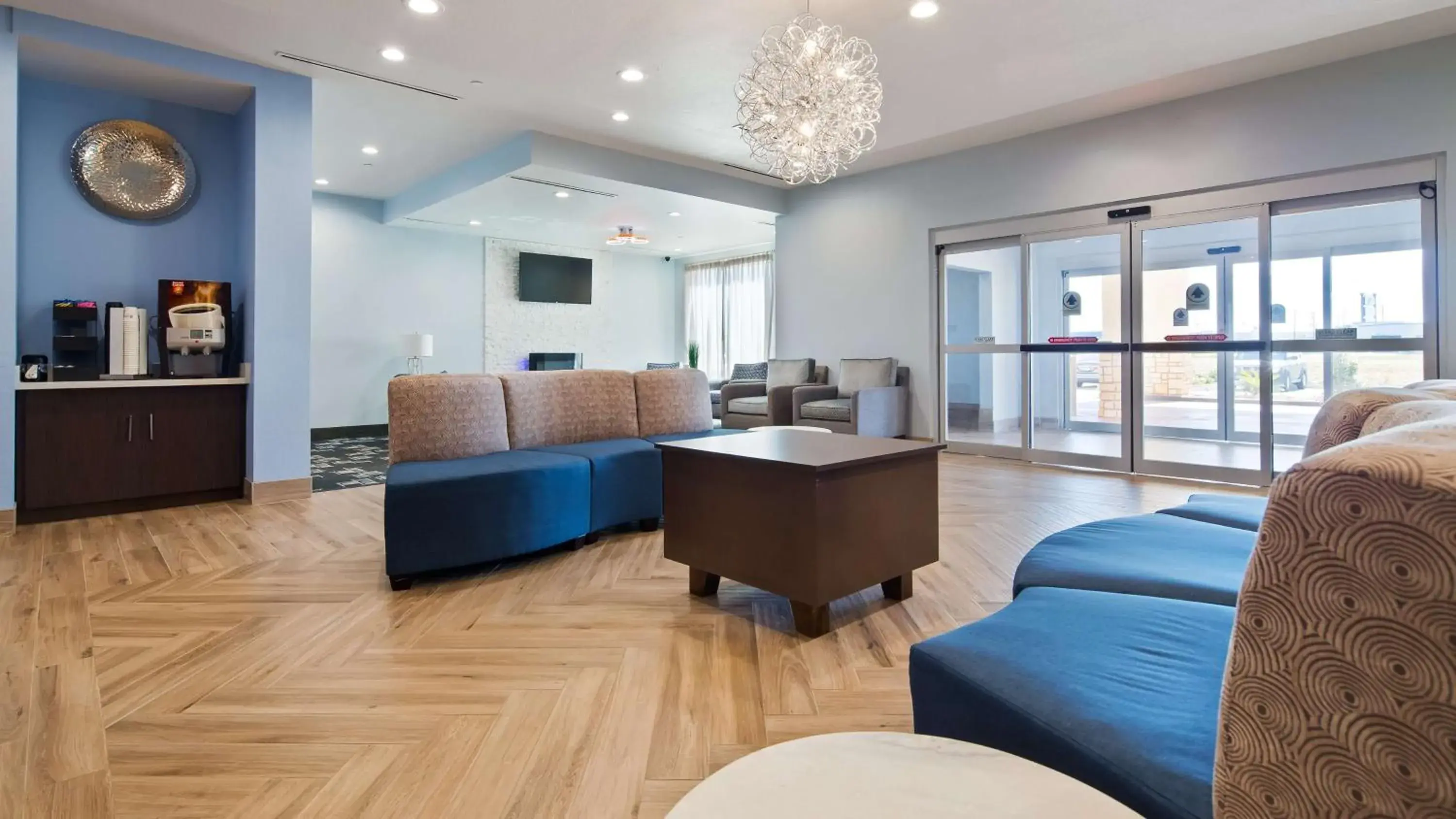 Lobby or reception, Seating Area in Best Western Plus Buda Austin Inn & Suites