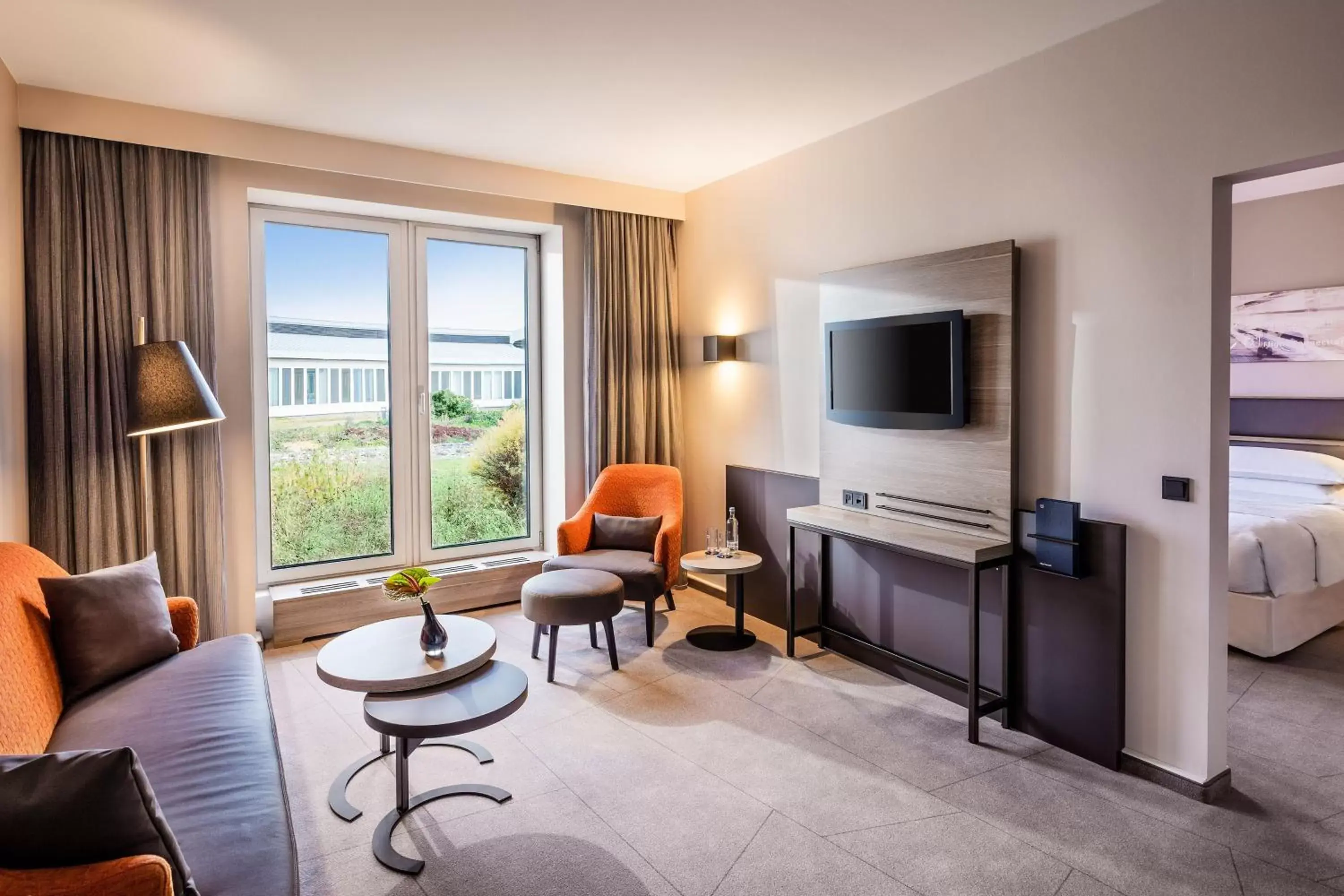 Living room, Seating Area in Sheraton Duesseldorf Airport Hotel