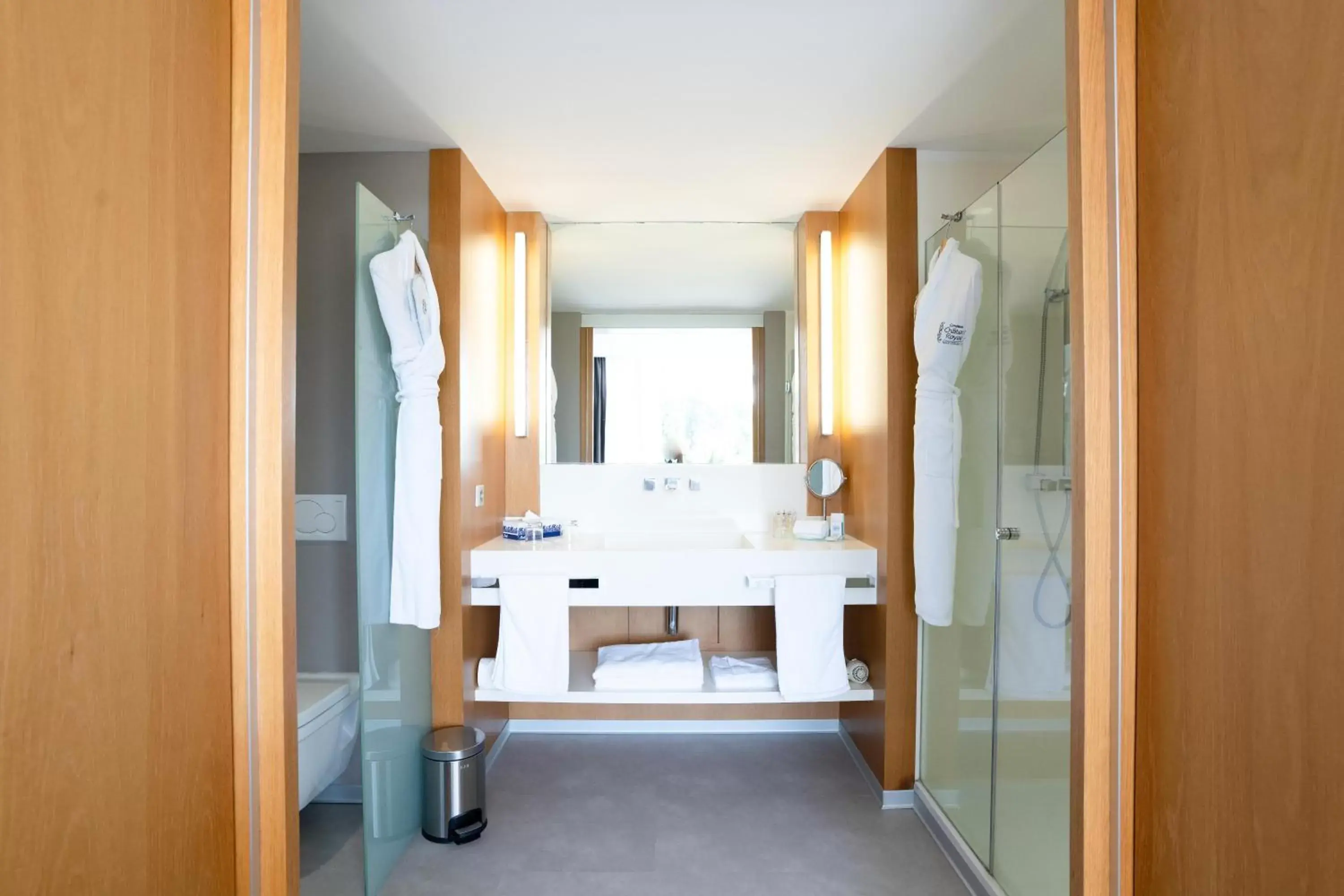 Shower, Bathroom in Chateau Royal Beach Resort & Spa, Noumea