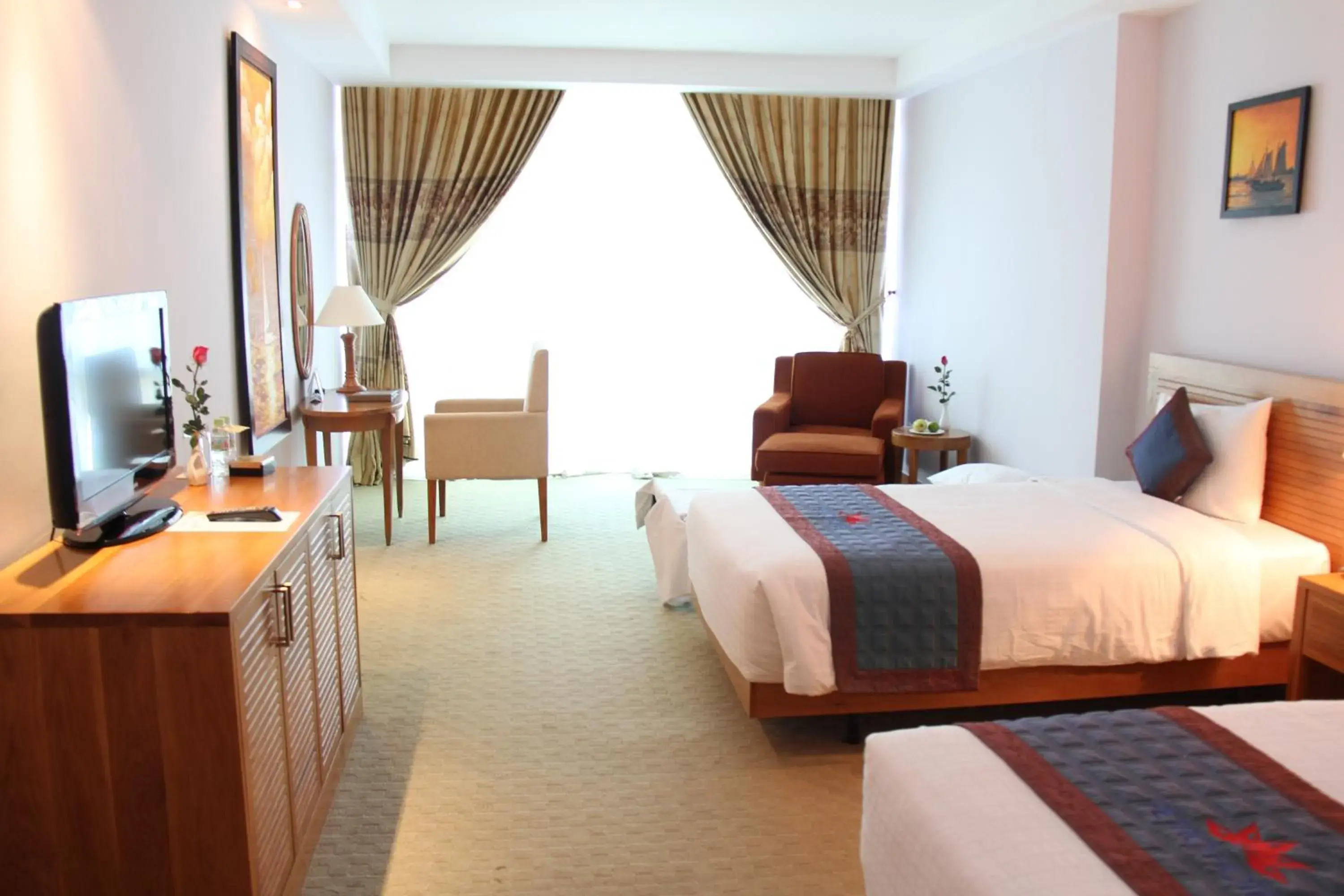 Sea view, Room Photo in Petro Hotel