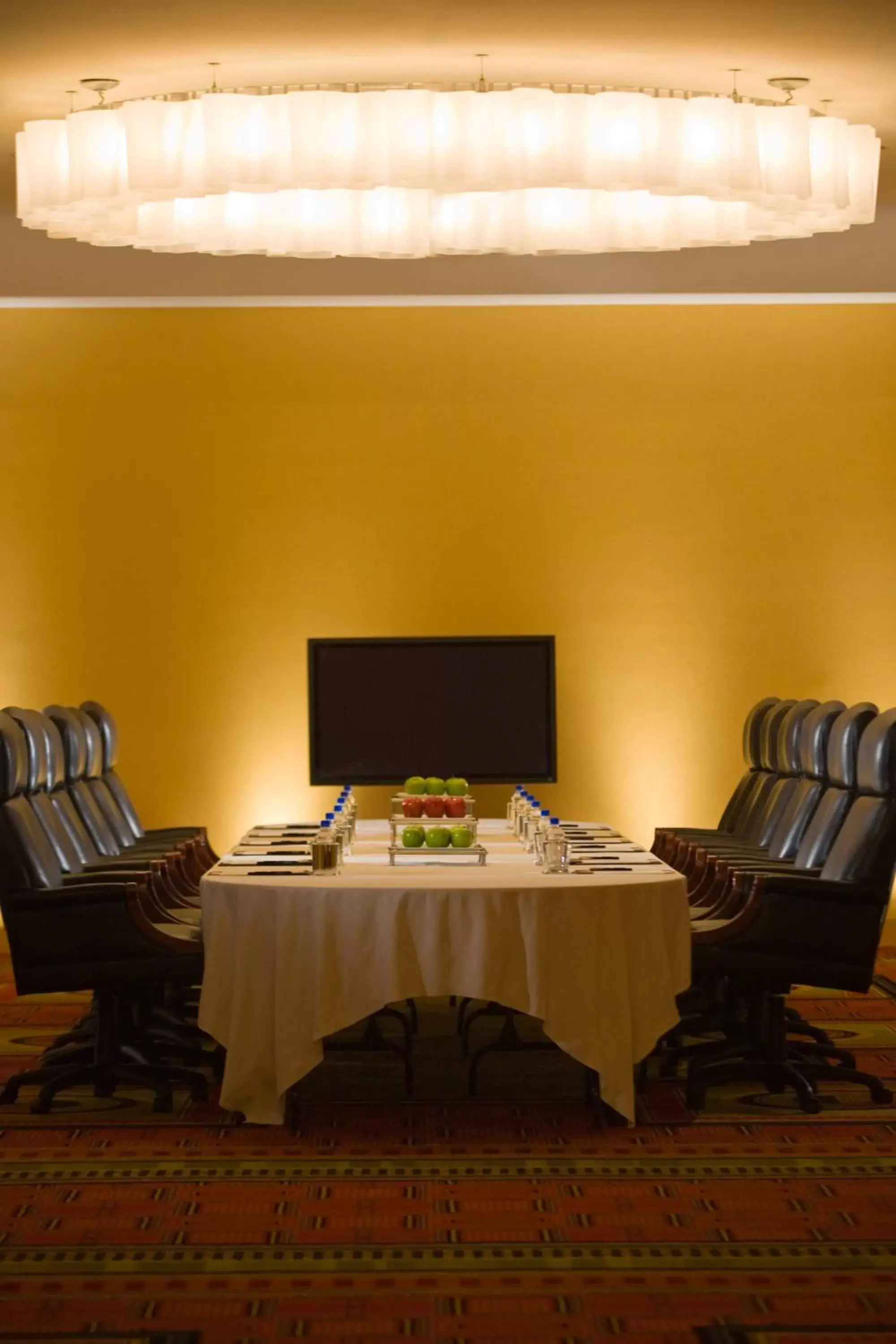 Meeting/conference room in Long Island Marriott Hotel