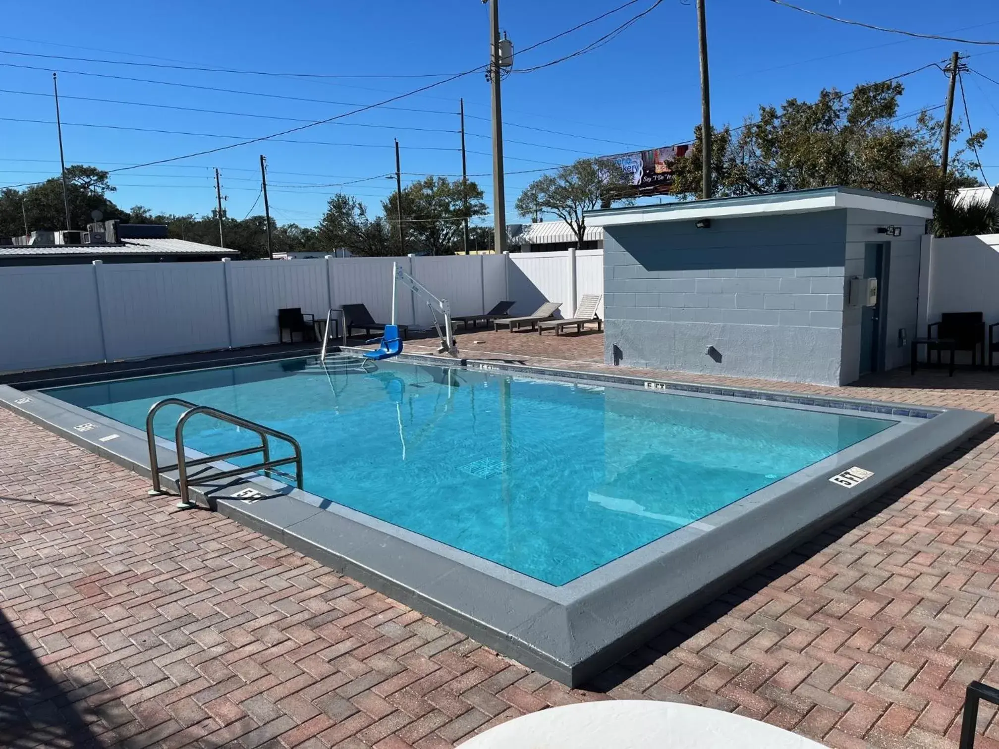 Swimming Pool in Brandon Motor Lodge