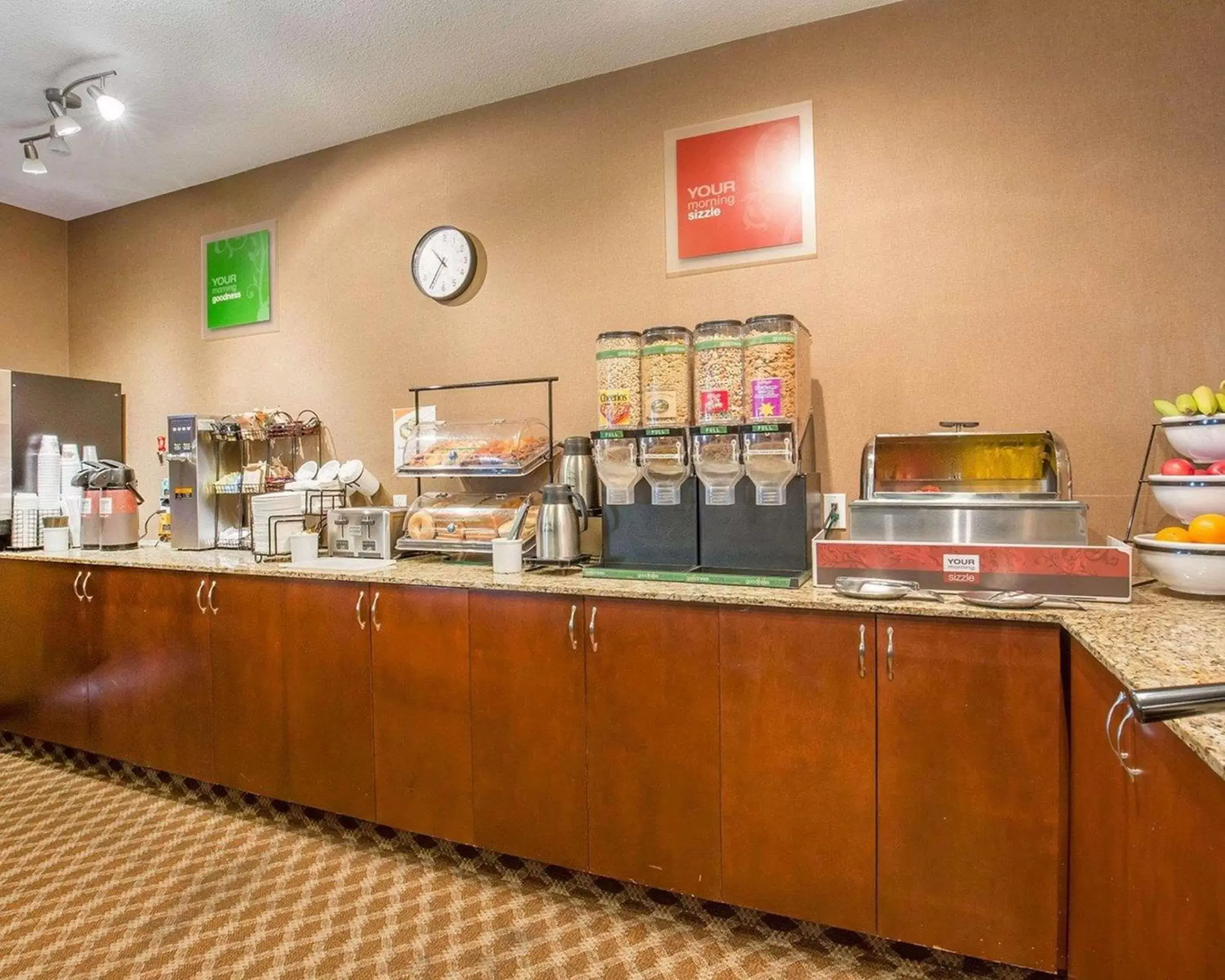 Restaurant/Places to Eat in Comfort Inn & Suites Airdrie