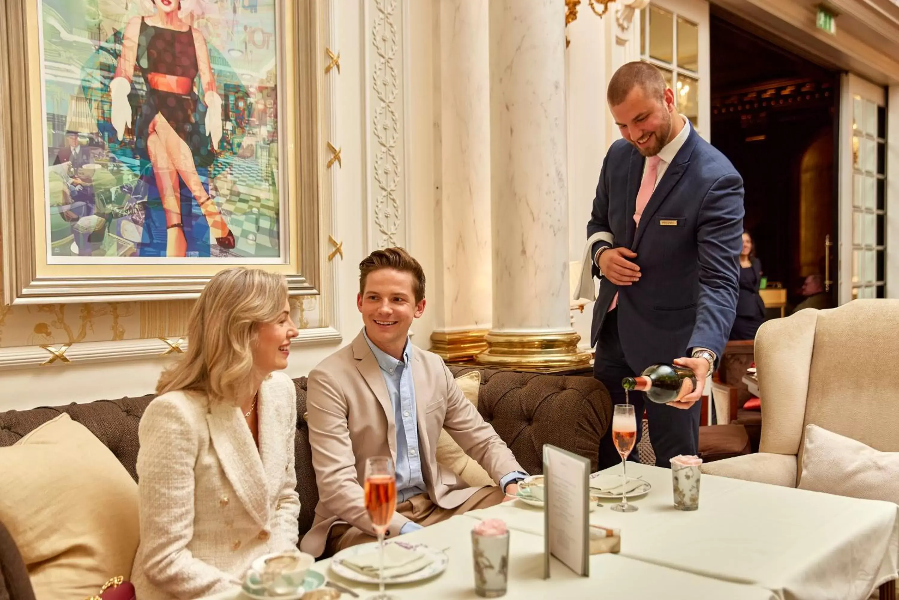 Restaurant/places to eat, Family in The Savoy