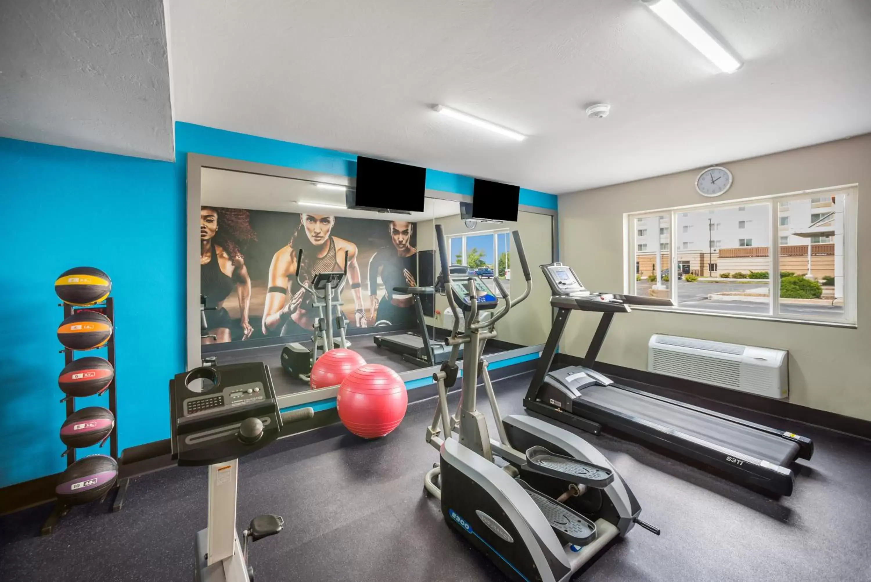 Fitness centre/facilities, Fitness Center/Facilities in AmericInn by Wyndham Green Bay Near Stadium