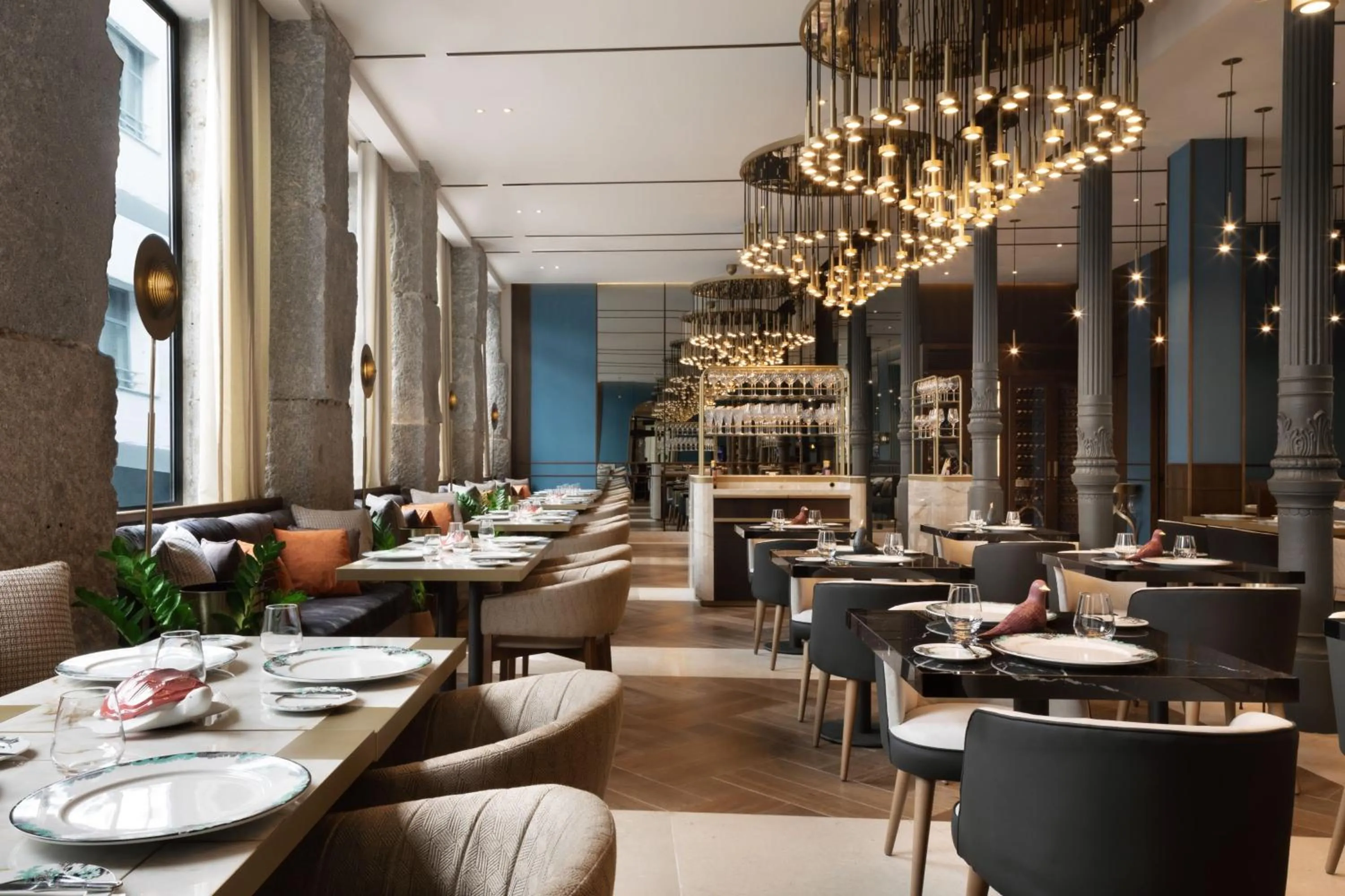 Restaurant/places to eat in JW Marriott Hotel Madrid