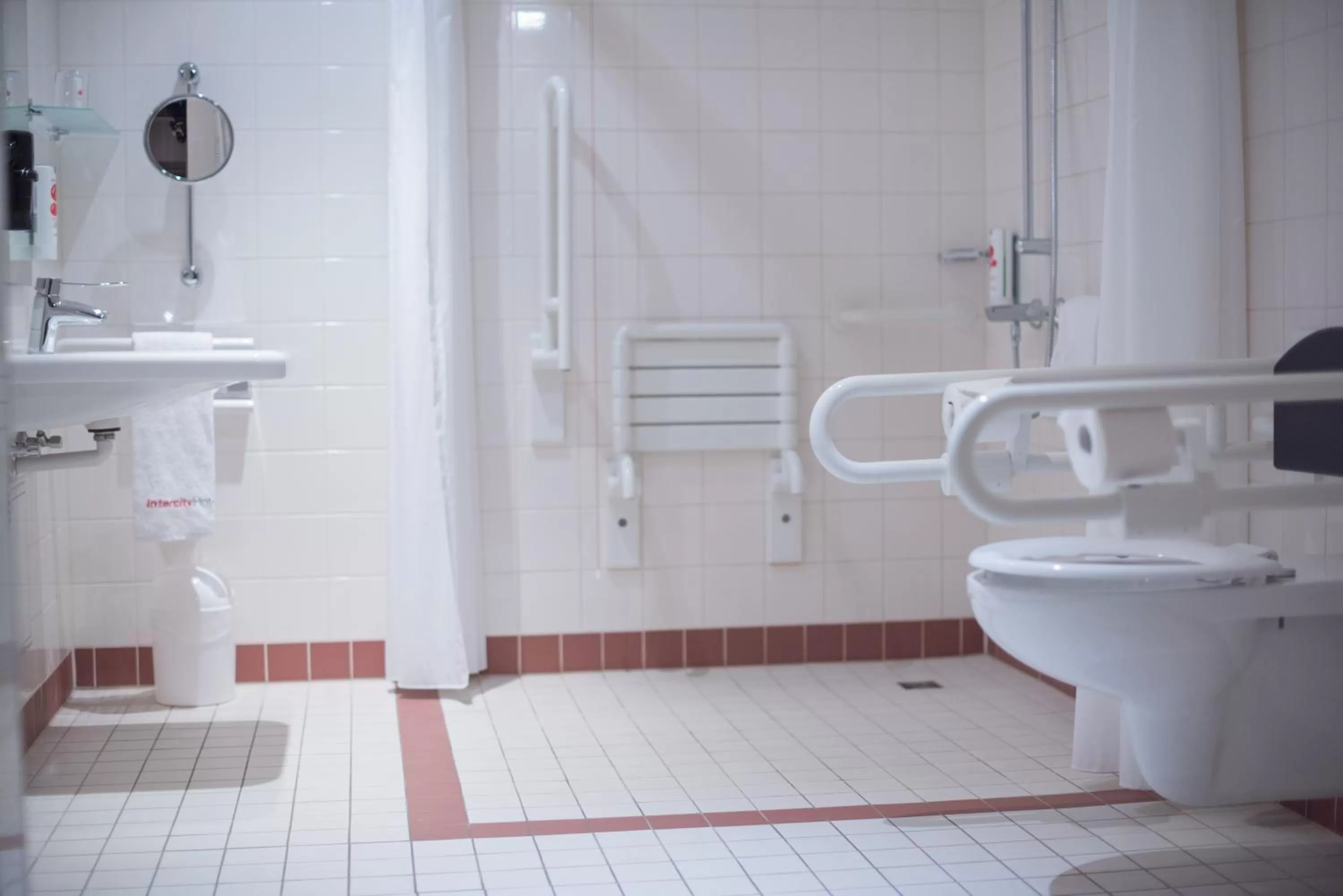 People in IntercityHotel Leipzig