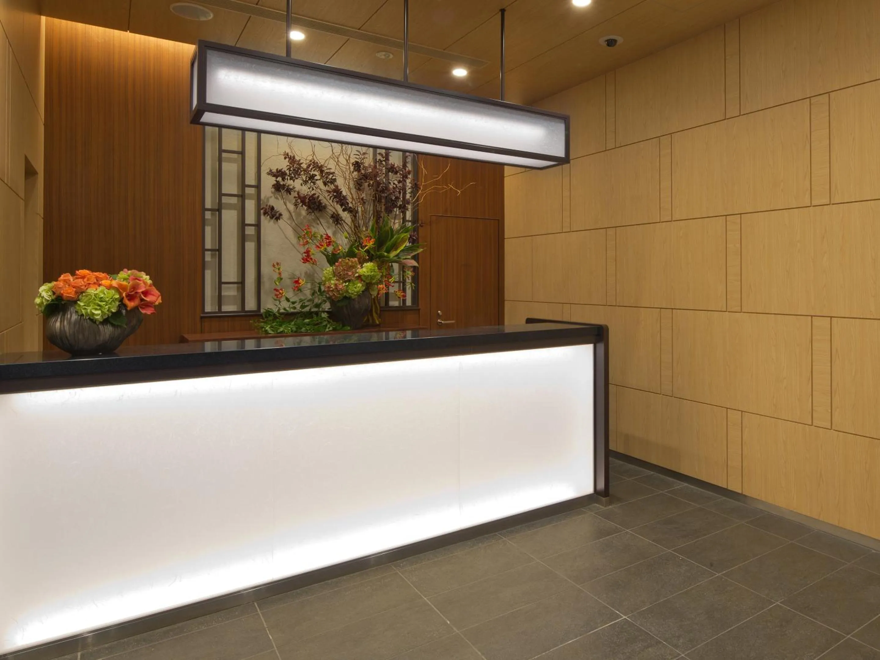 Lobby or reception in Tosei Hotel Cocone Kanda