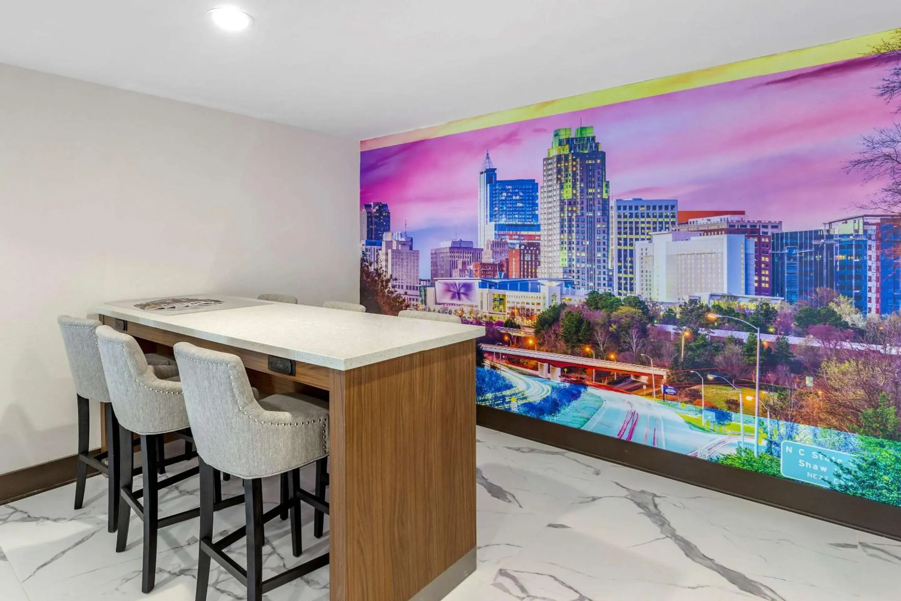 Lobby or reception in Clarion Pointe Raleigh Midtown