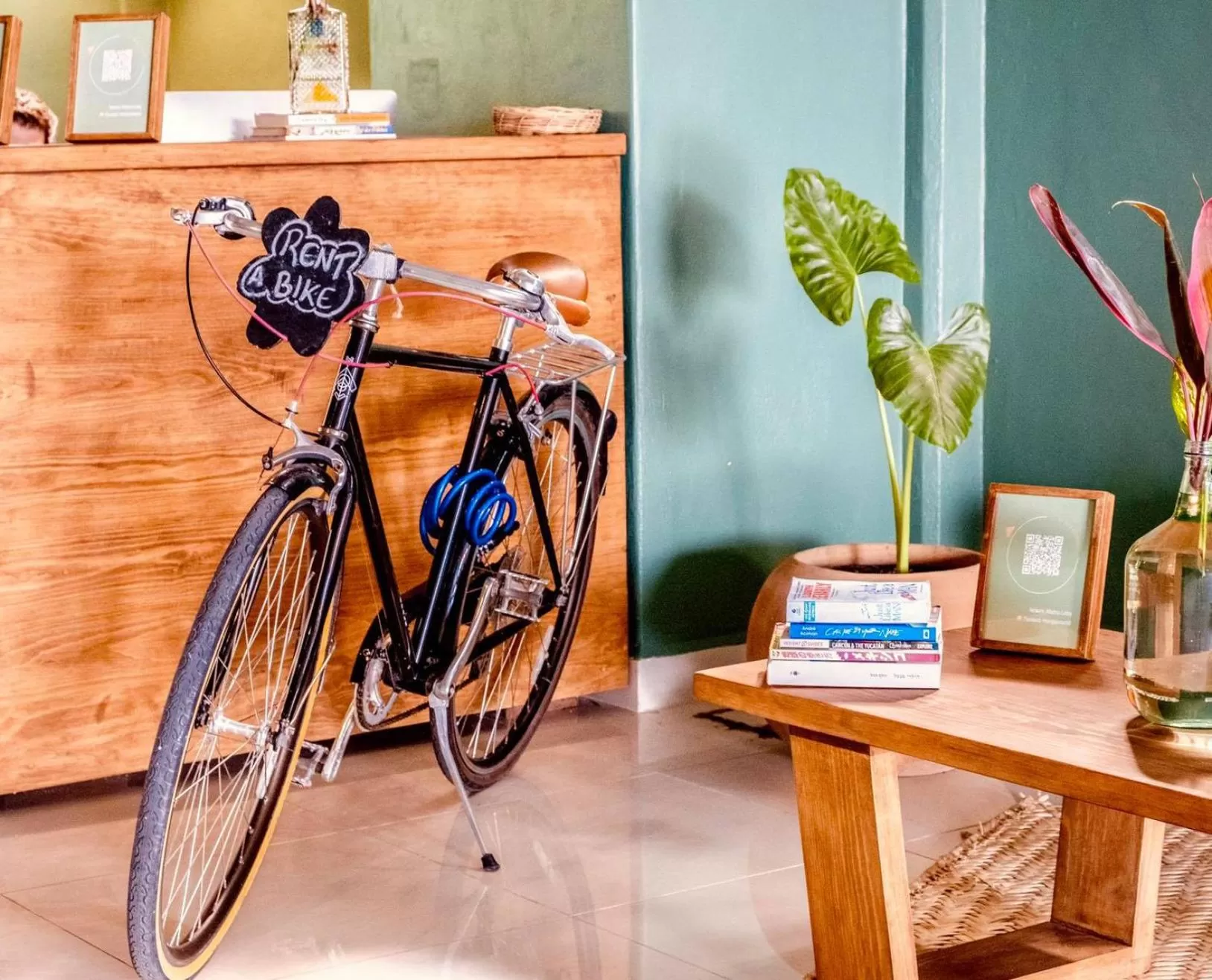 Lobby or reception in Albatros Suites by Bedsfriends