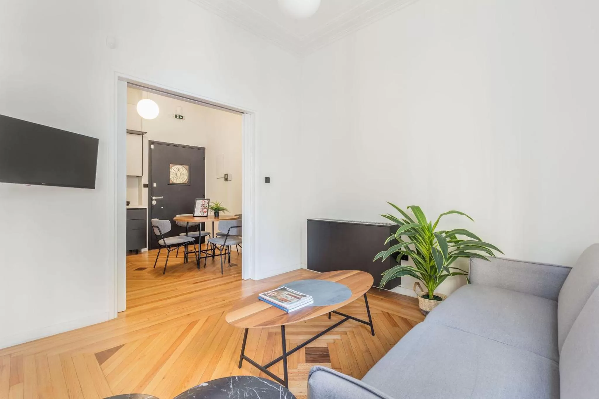 Seating Area in ZOIA The Met by UPSTREET