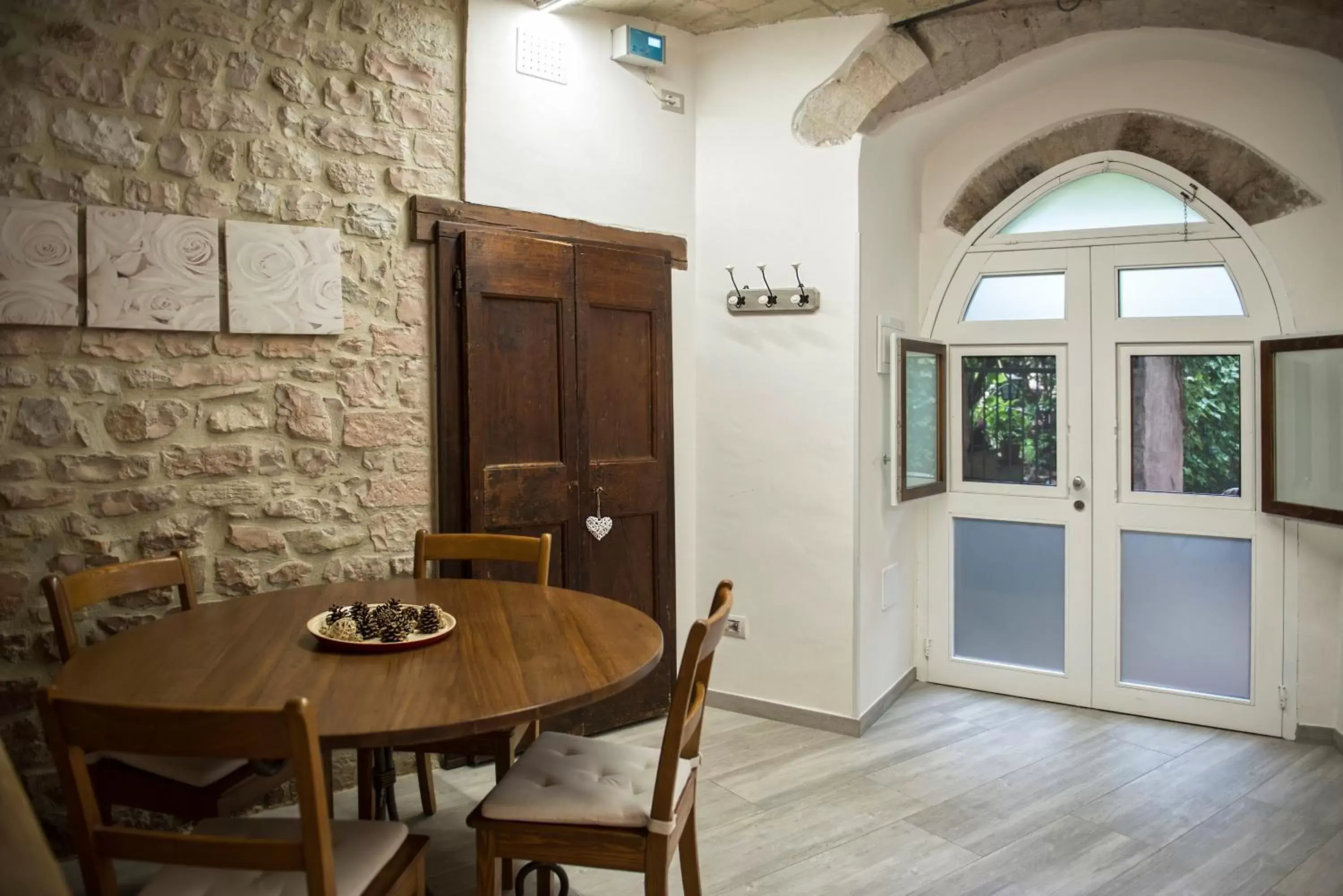 Photo of the whole room, Dining Area in La Residenza Dei Cappuccini