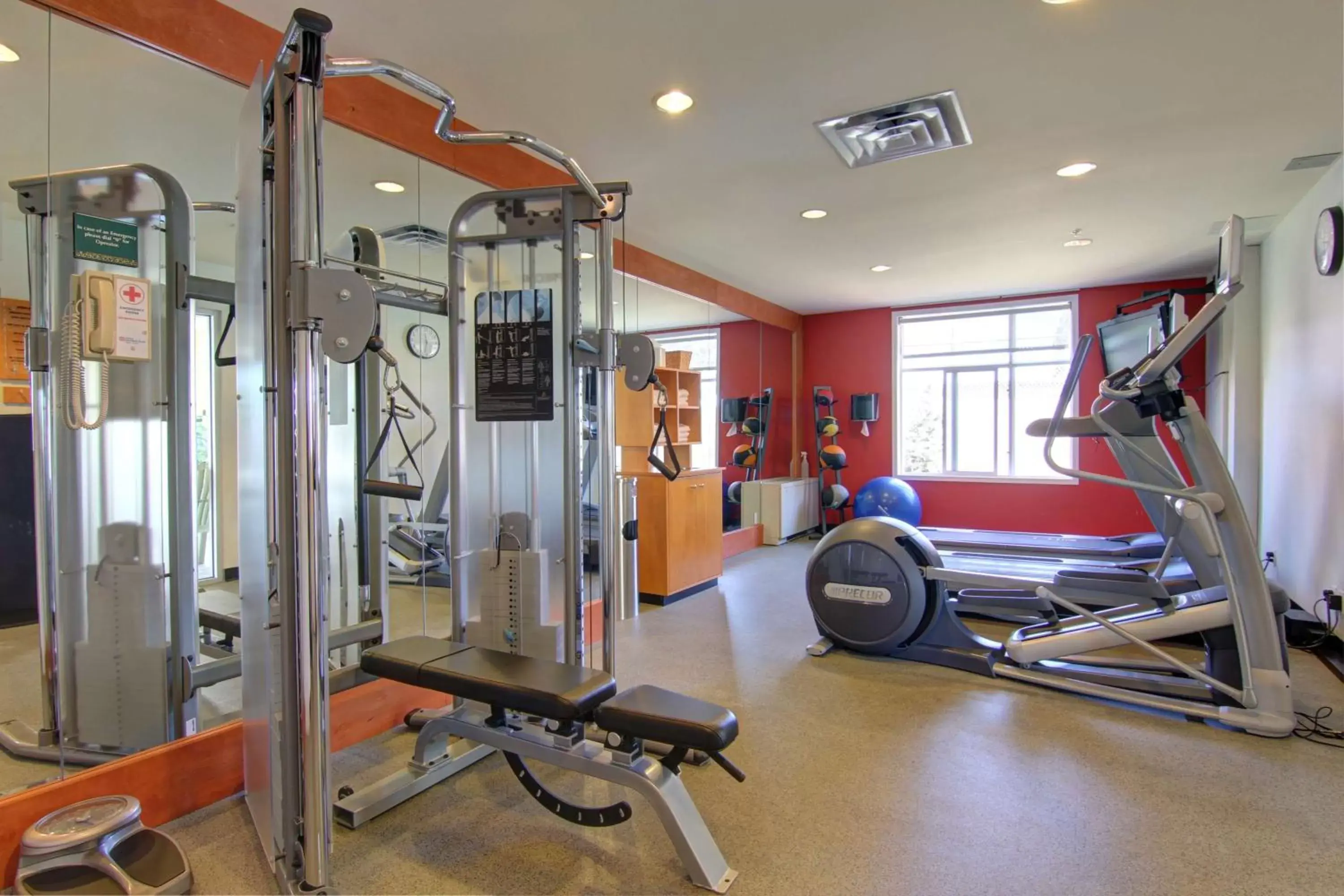 Fitness centre/facilities, Fitness Center/Facilities in Hilton Garden Inn Calgary Airport