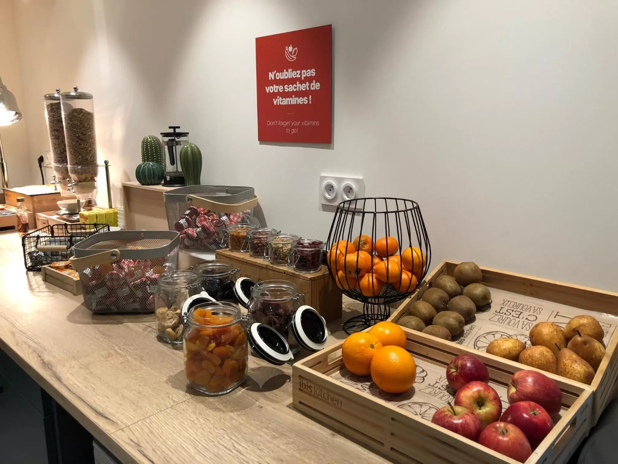 Breakfast in ibis Beaune Centre